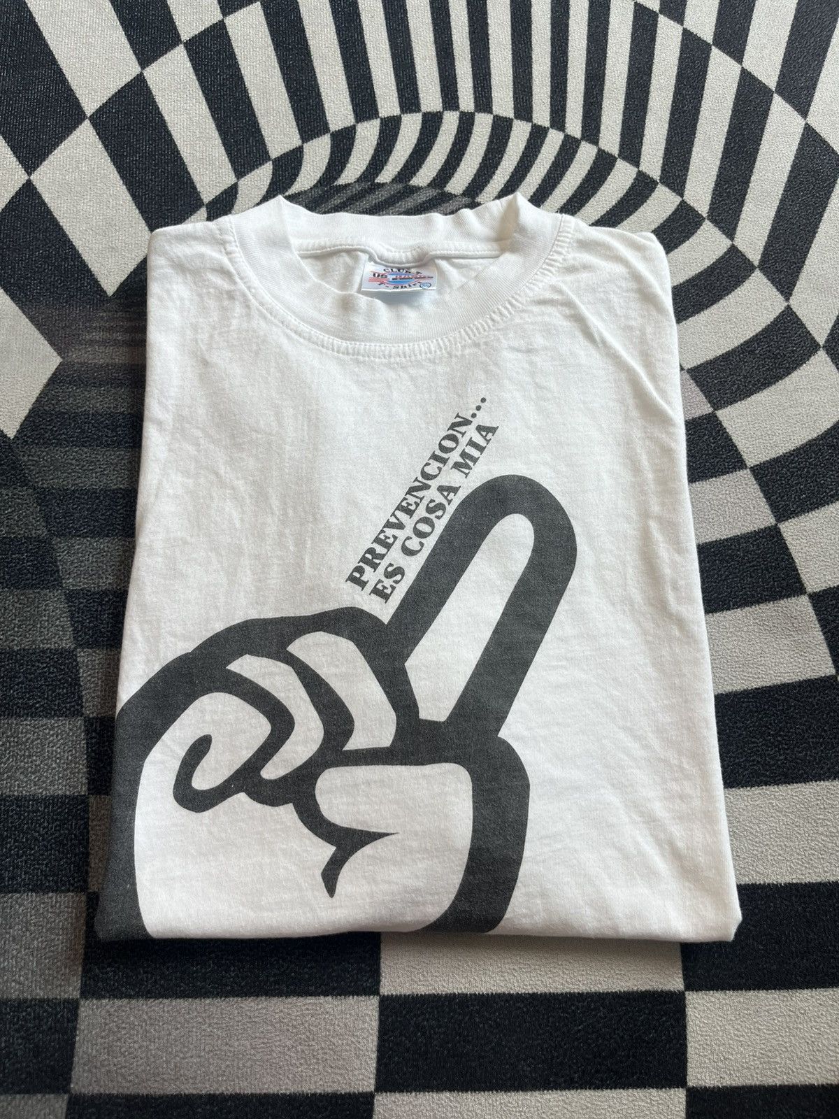 Vintage Vintage MICHELIN PREVENCION ES COSA MIA promo 90’s Tshirt Size US XL / EU 56 / 4 - 1 Thumbnail