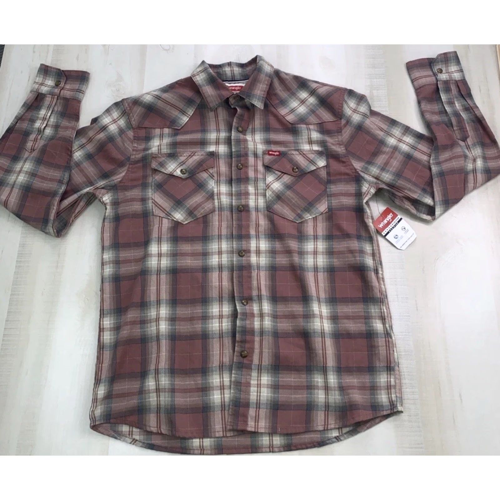 Wrangler VINTAGE Wrangler Premium Twill Plaid Enamel Snap Pocket Front Shirt NWT Men’s Medium Size US M / EU 48-50 / 2 - 2 Thumbnail