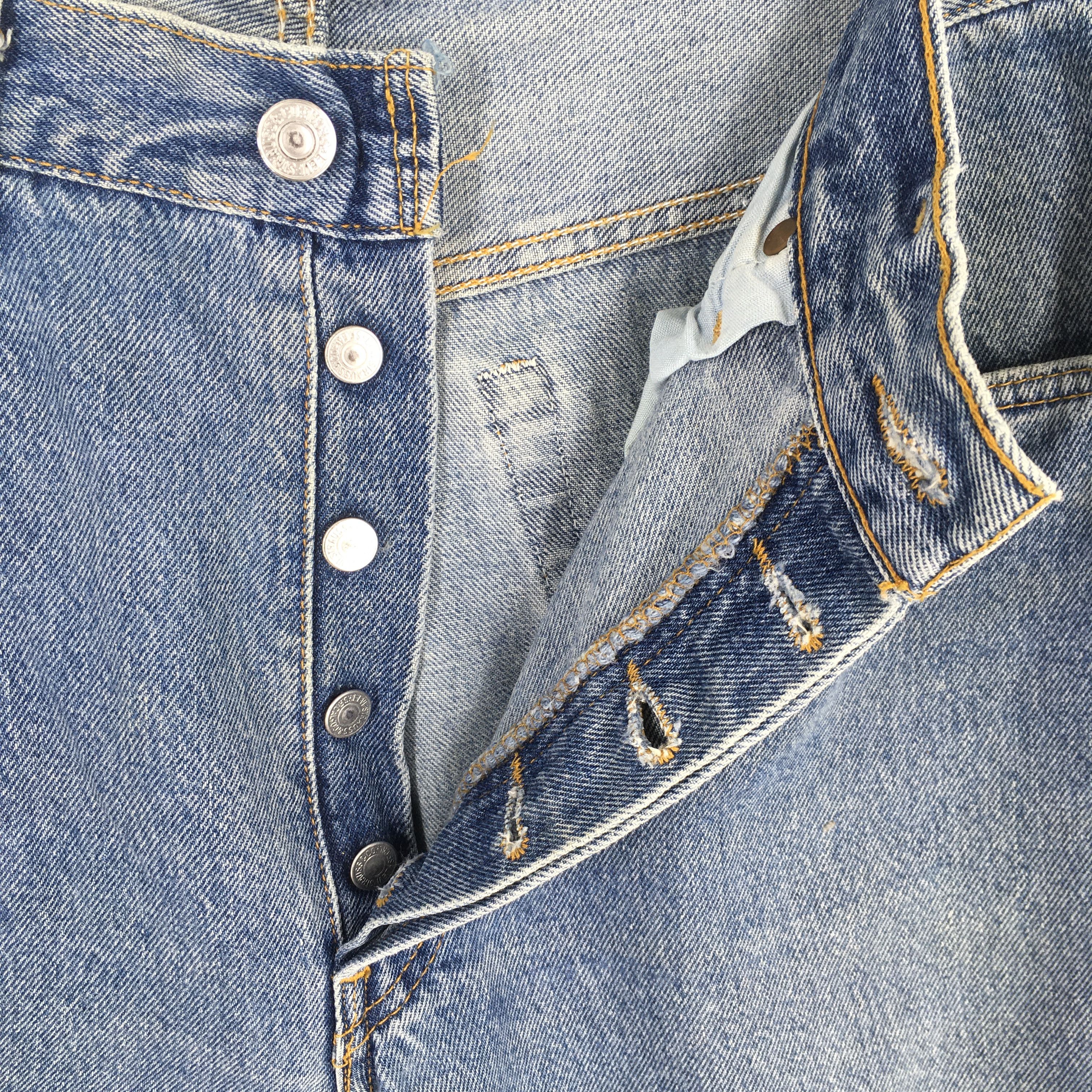 Levi's Size 32x29 Vintage 90s Levi's 501 Light Washed Jeans S969 Size US 32 / EU 48 - 6 Thumbnail