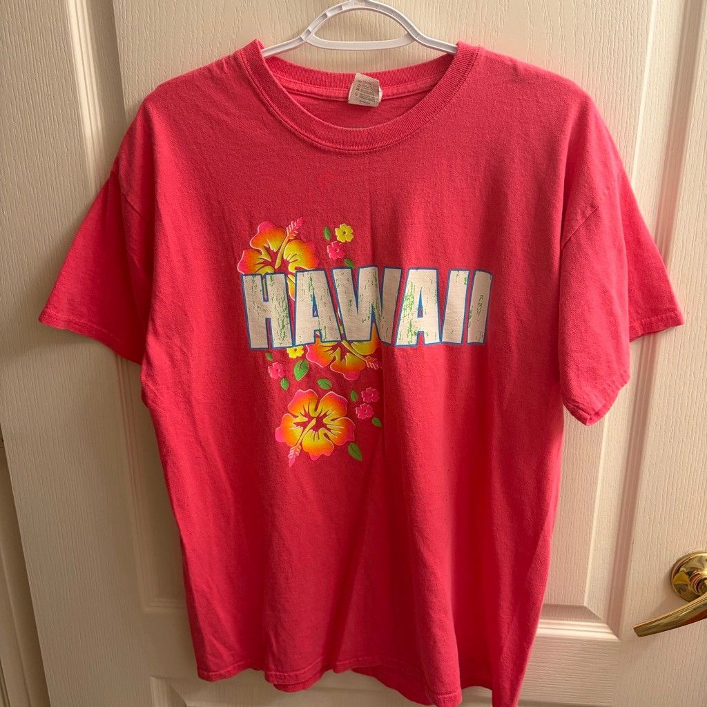 Anvil Hawaii pink vintage tee anvil tag size MANS large Size US L / EU 52-54 / 3 - 1 Thumbnail