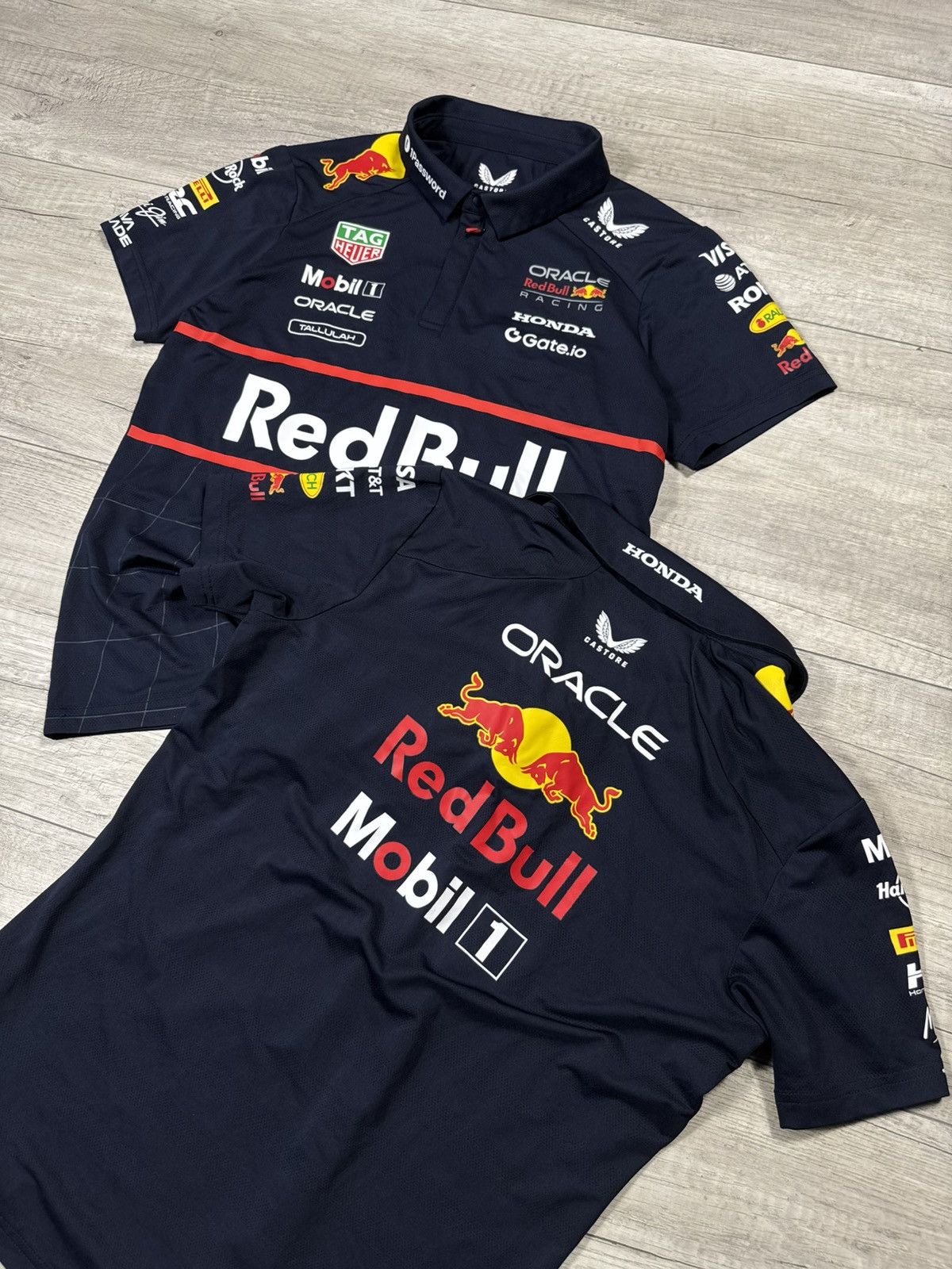 Red Bull 2025 Oracle Red Bull Honda Racing Mobil 1 Team Castore Polo Size M / US 6-8 / IT 42-44 - 4 Thumbnail