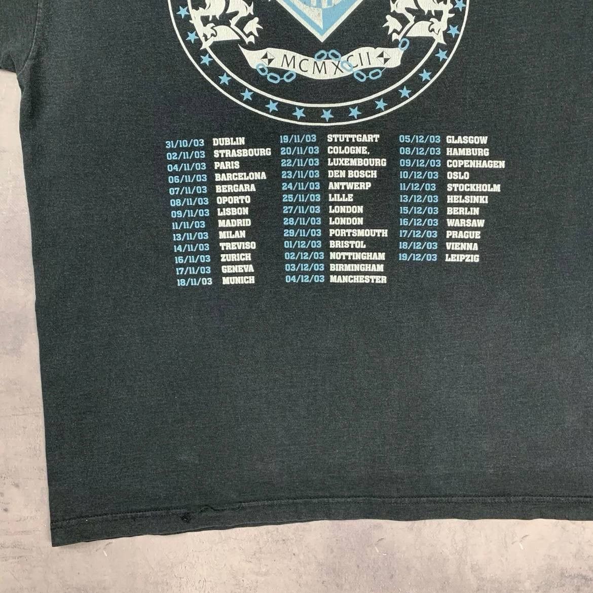 Band Tees Rare! Machine Head Tee Through The Ashes Of Empires 2003 Size US XL / EU 56 / 4 - 18 Thumbnail
