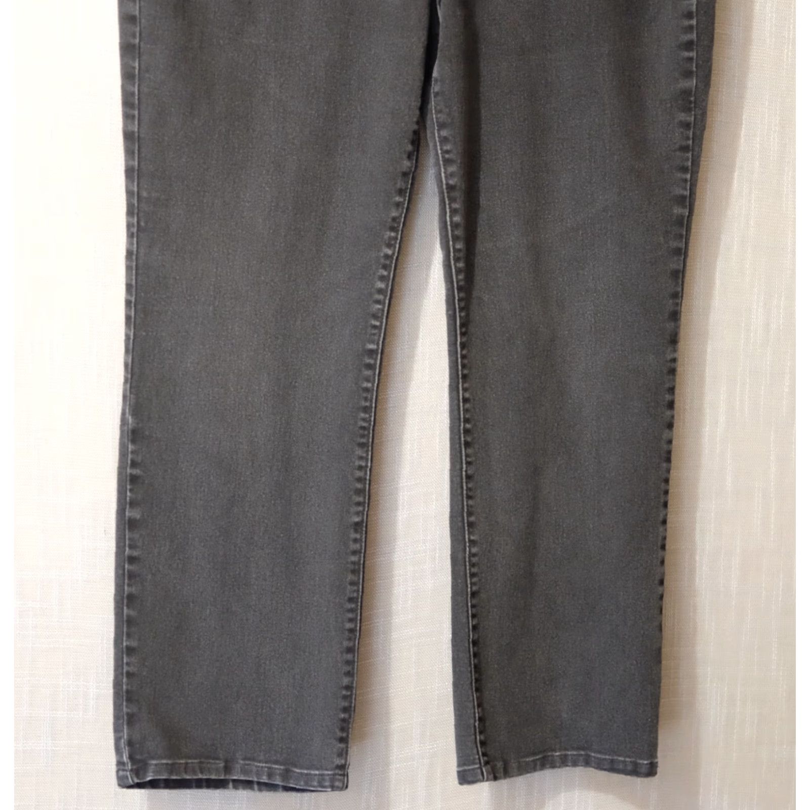 Gloria Vanderbilt VINTAGE Gloria Vanderbilt Jeans Pull On Charcoal Womens 16 Slim Straight 5-Pocket Denim Jeans All Around Slimming Effect Size 38" / US 16 / IT 52 - 3 Thumbnail