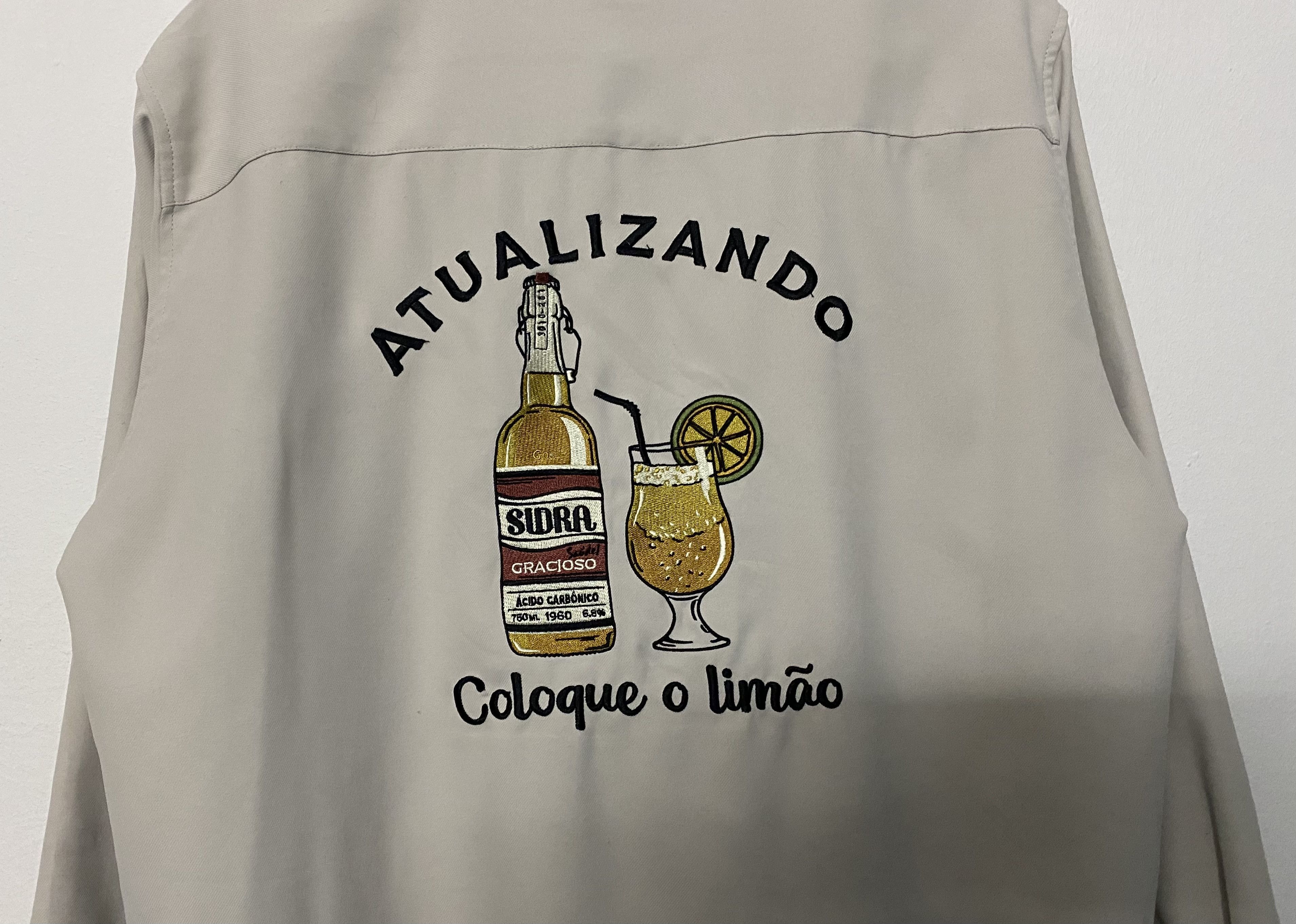 Japanese Brand Vintage Back Number "Atualizando" Embroidered Button Up Size US L / EU 52-54 / 3 - 6 Thumbnail