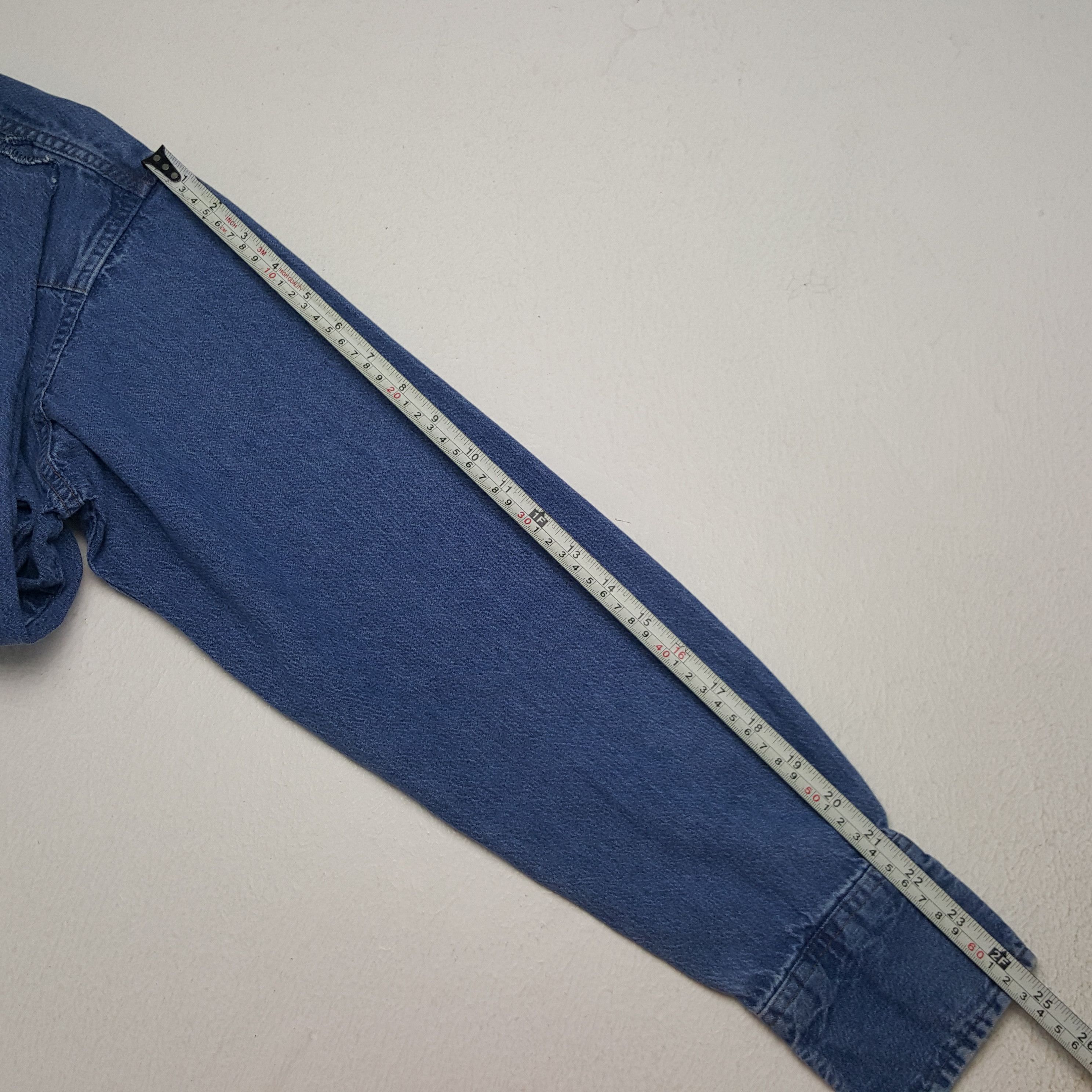Vintage × Wrangler Vintage Wrangler USA Denim Button Up Shirt Size US XL / EU 56 / 4 - 6 Thumbnail