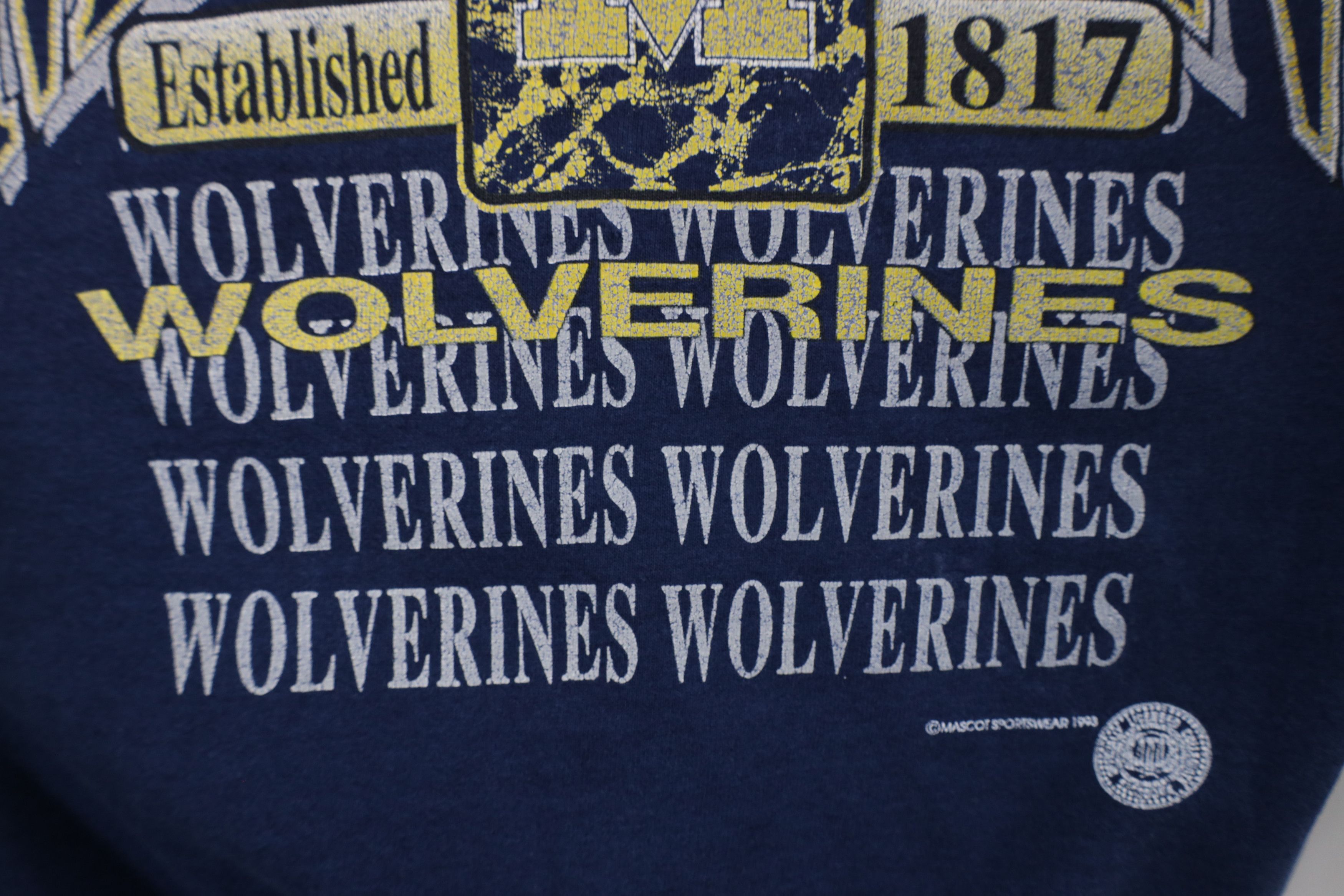 Vintage Vintage 90s Spell Out University of Michigan Sweatshirt USA Size US M / EU 48-50 / 2 - 7 Thumbnail