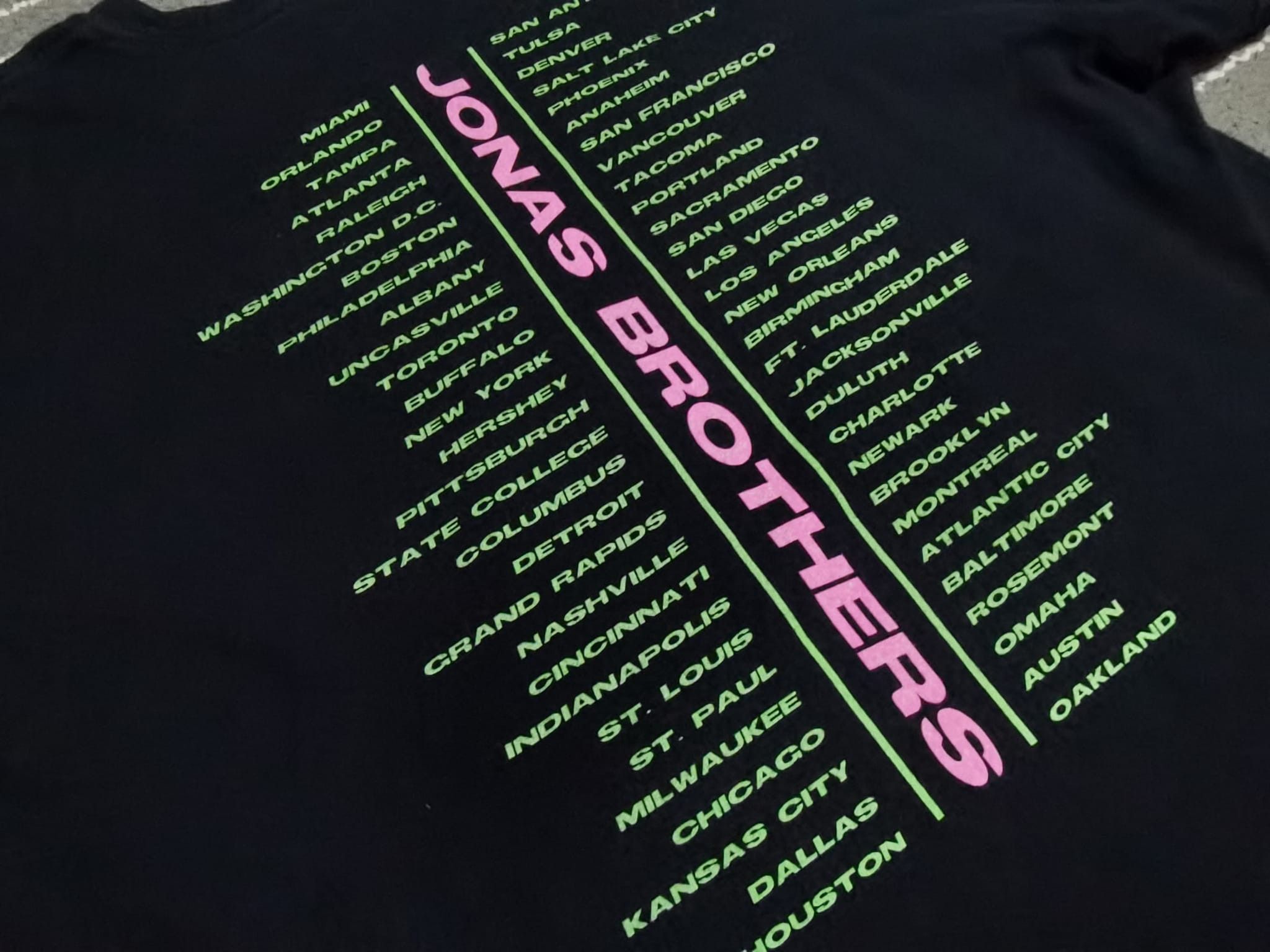 Gildan JONAS BROTHERS usa tour S 2149 Size US S / EU 44-46 / 1 - 6 Thumbnail