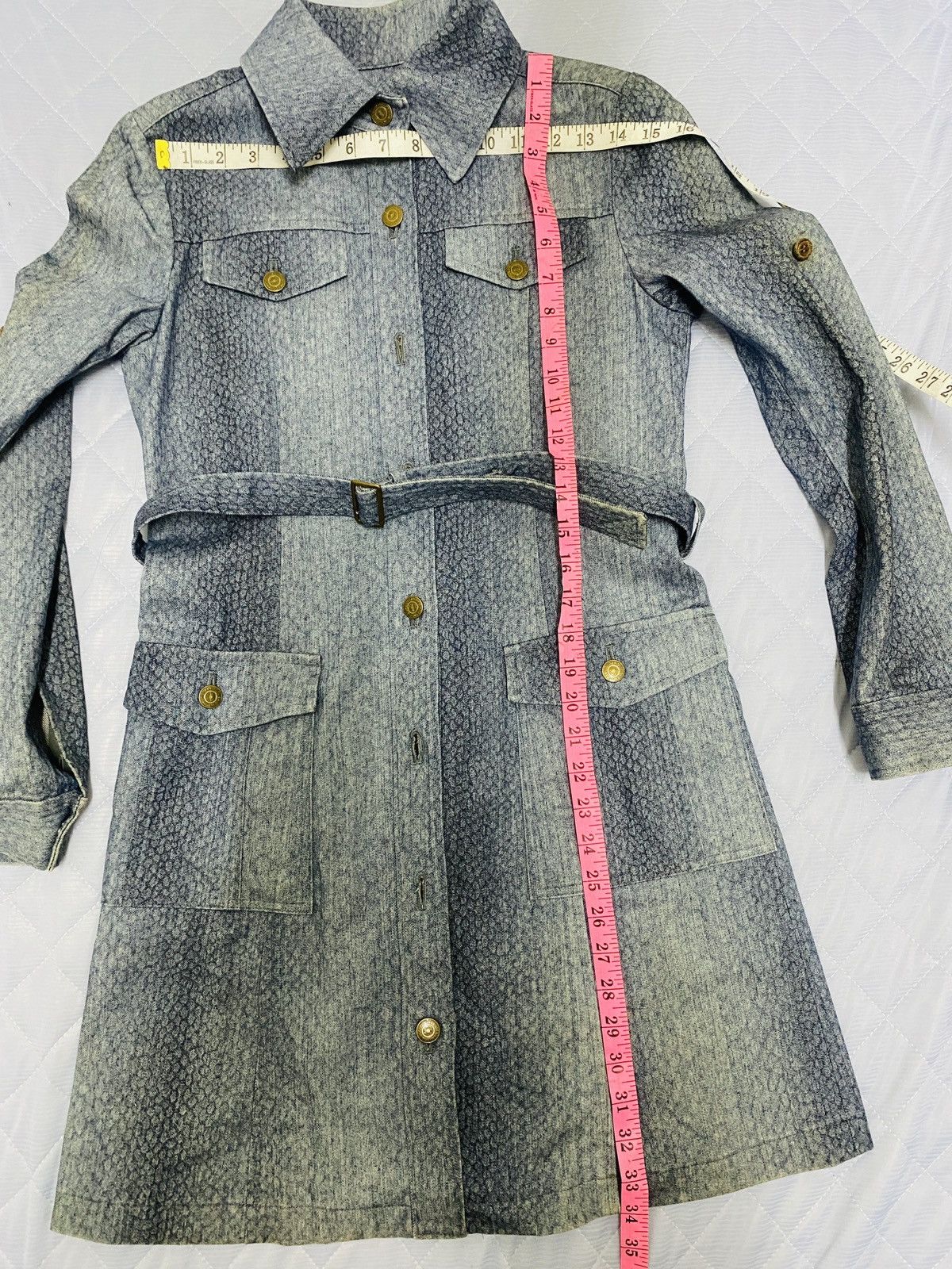 Tornado Mart (L) TORNADO MART FEMME STUDDED HONEYCOMB DENIM JACKET Size S / US 4 / IT 40 - 14 Thumbnail