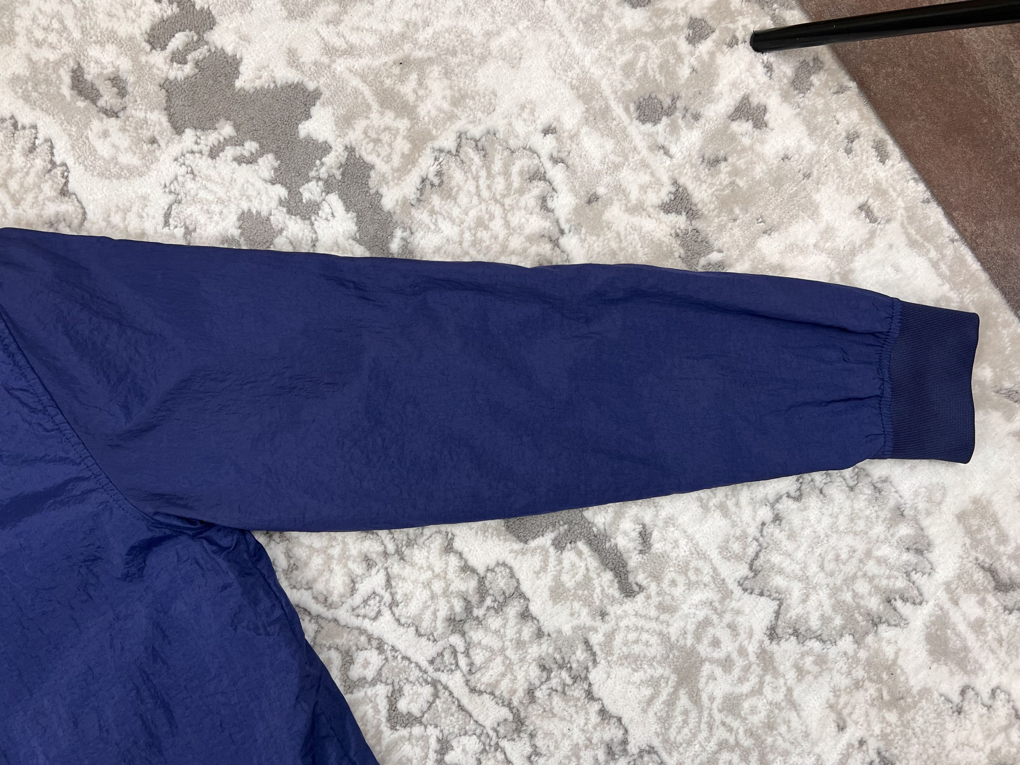Nike Nike Nylon Bomber Jacket Windbreaker Navy Blue Lightweight L Size US L / EU 52-54 / 3 - 10 Thumbnail
