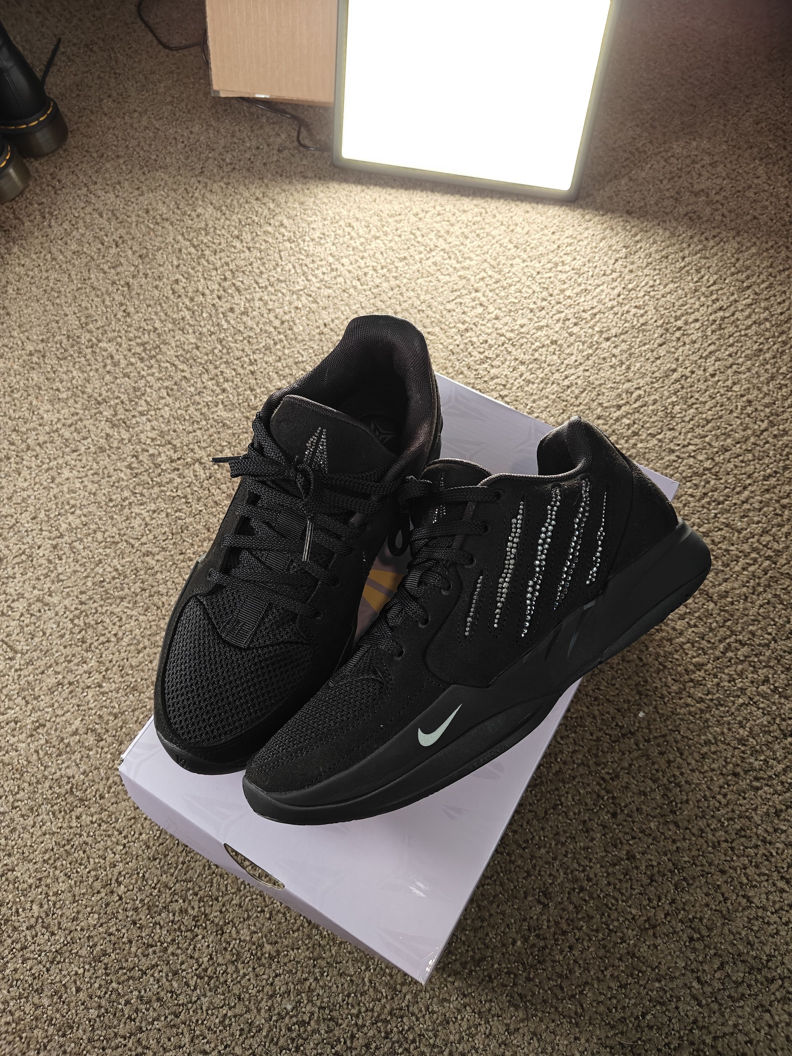 Nike Nike x swarovski ja 2 scratch black label 8m - worn once! Size US 8 / EU 41 - 1 Thumbnail