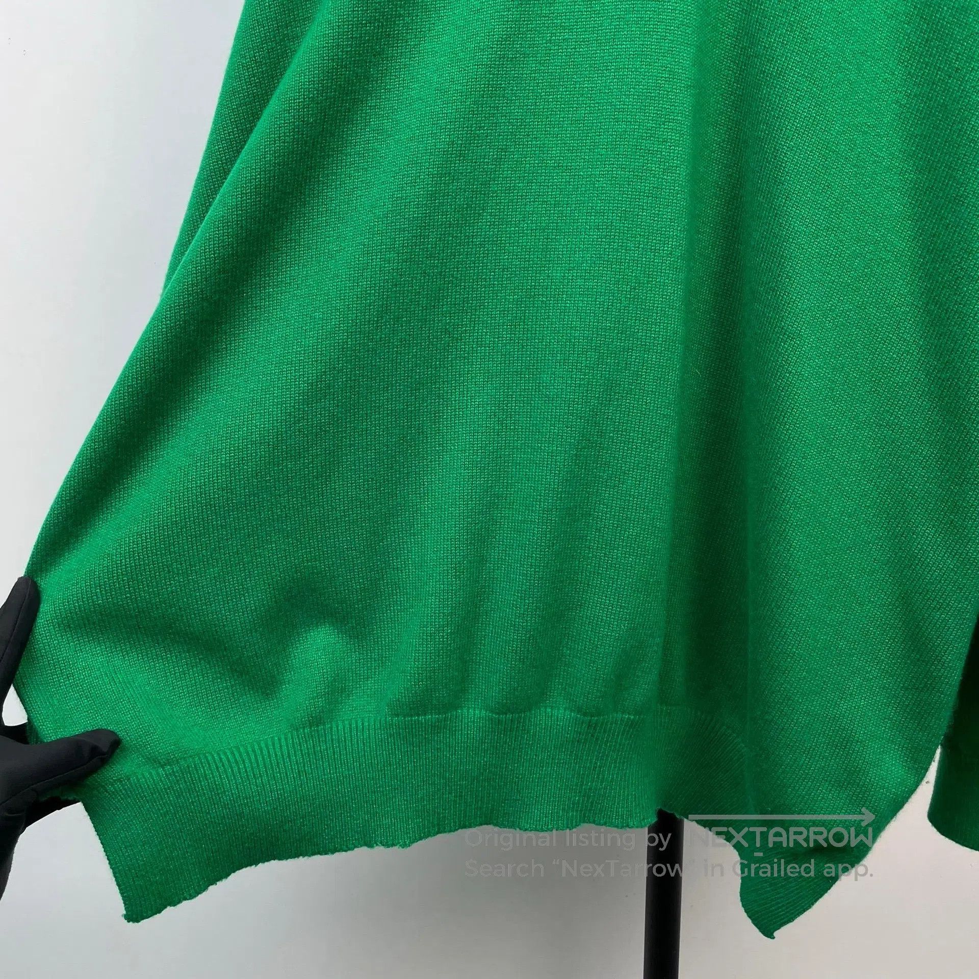 Balenciaga Balenciaga Green V-Neck Long Sleeve Knit Sweater| Size XS / US 0-2 / IT 36-38 - 8 Thumbnail
