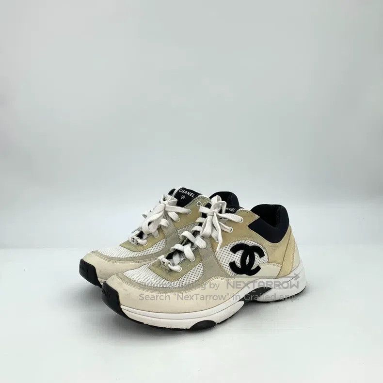 Chanel Chanel Colour-blocked logo latching casual panda sneakers Size US 9 / EU 42 - 1 Thumbnail