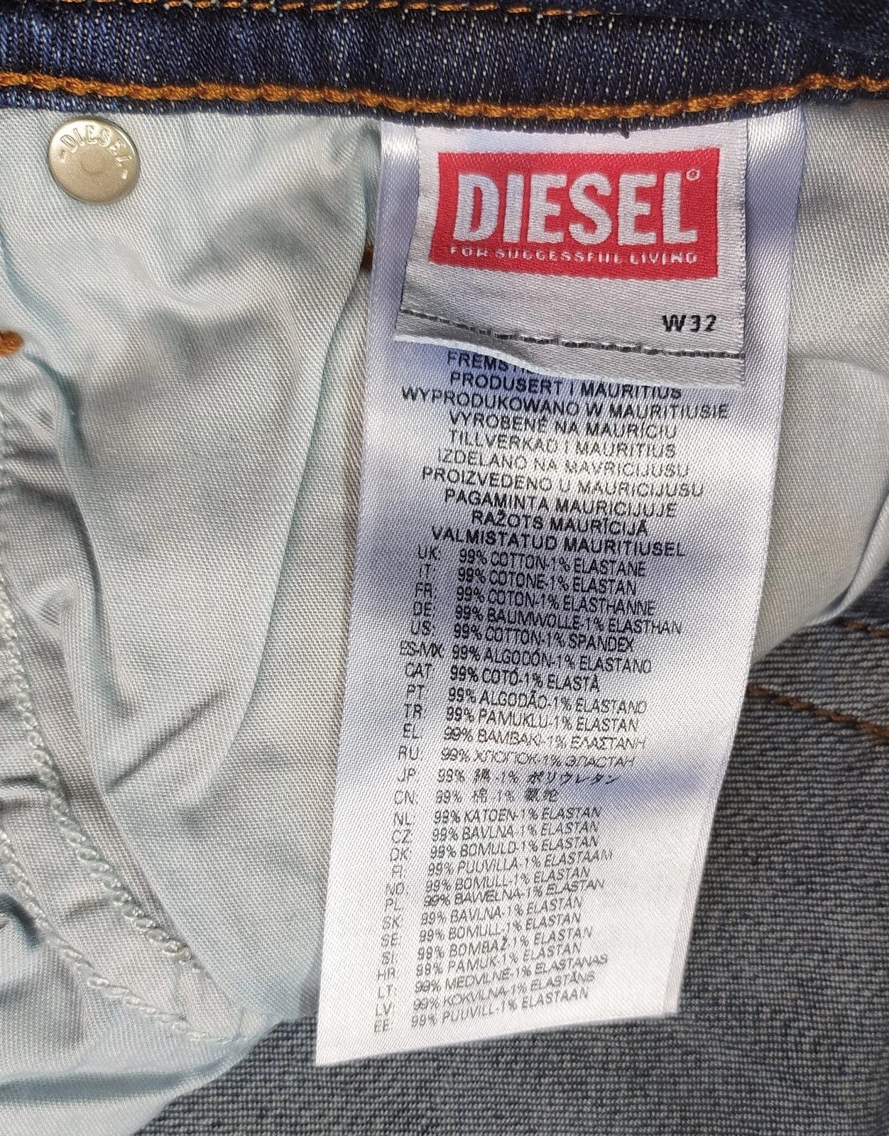 Diesel Diesel 1979 SLEENKER-R L.32 MENS JEANS T/9745 Size US 32 / EU 48 - 8 Thumbnail