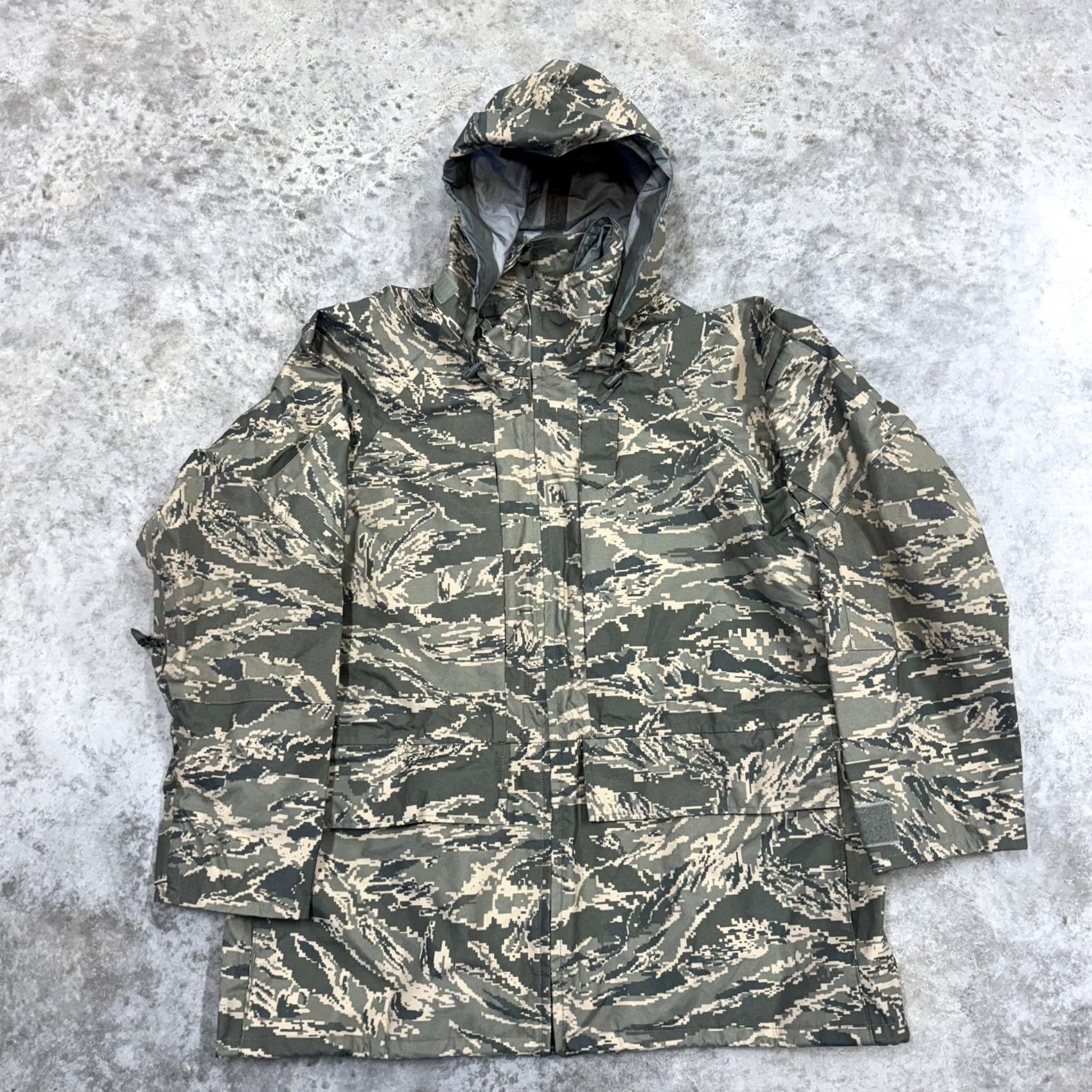 Vintage VINTAGE US Air Force ABU APECS Parka Mens L Camouflage Hooded Waterproof Jacket Size US L / EU 52-54 / 3 - 2 Thumbnail