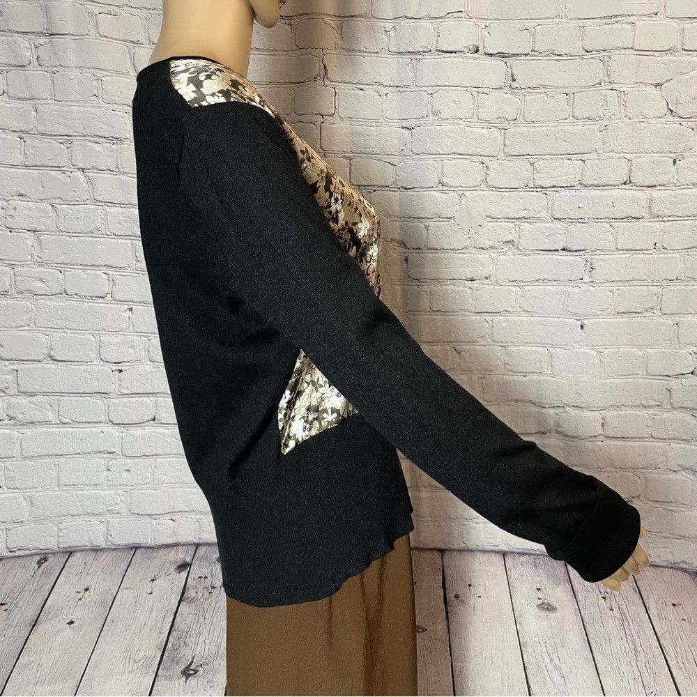 Geoffrey Beene Geoffrey Beene Floral Silk Inset Knit Button Front Cardigan Size M / US 6-8 / IT 42-44 - 4 Thumbnail