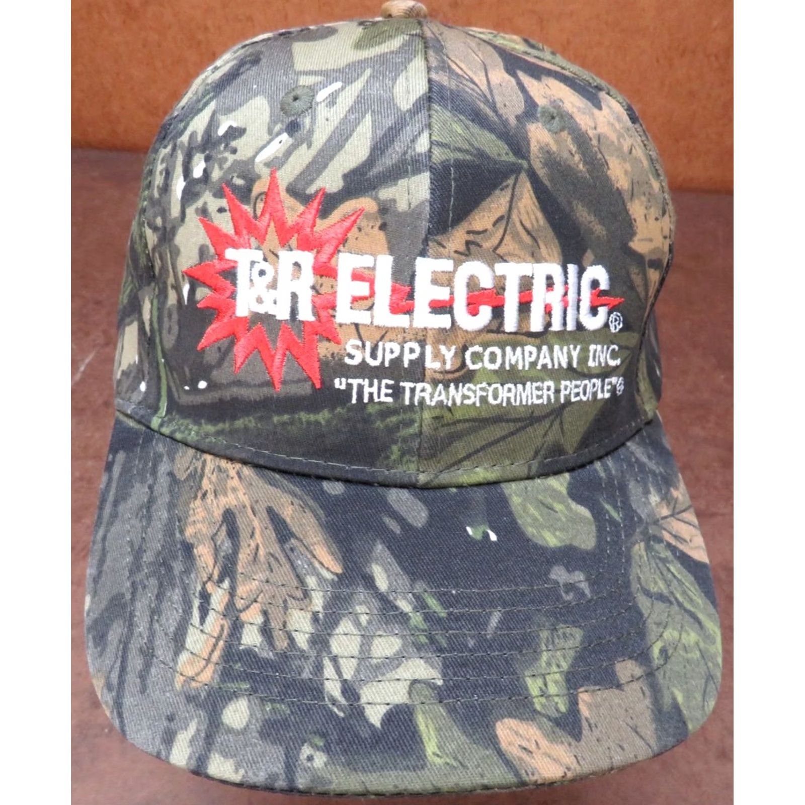 Vintage VINTAGE T&R Electric Supply Company The Transformer People Adjustable Trucker Hat Red Size ONE SIZE - 2 Thumbnail
