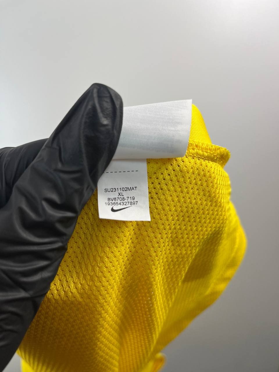 Nike BSC Young Boys 2023 Schweizer Meister Football Jersey NikeXL Size US XL / EU 56 / 4 - 4 Thumbnail