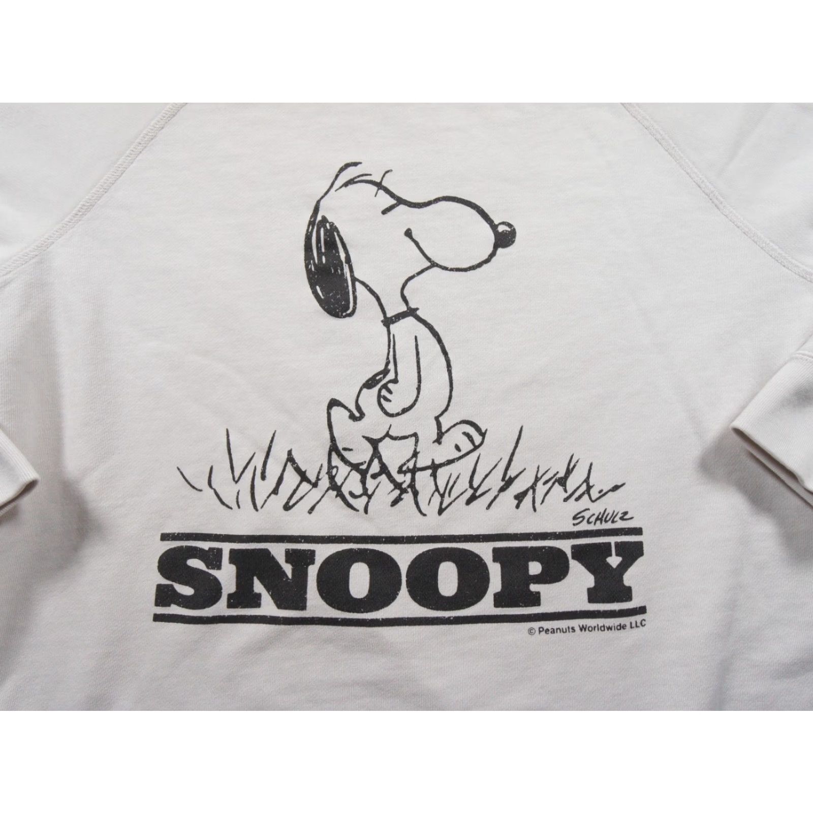 Uniqlo Uniqlo Sweatshirt Mens M White Crewneck Snoopy Peanuts Sweater Adult Size US M / EU 48-50 / 2 - 2 Thumbnail
