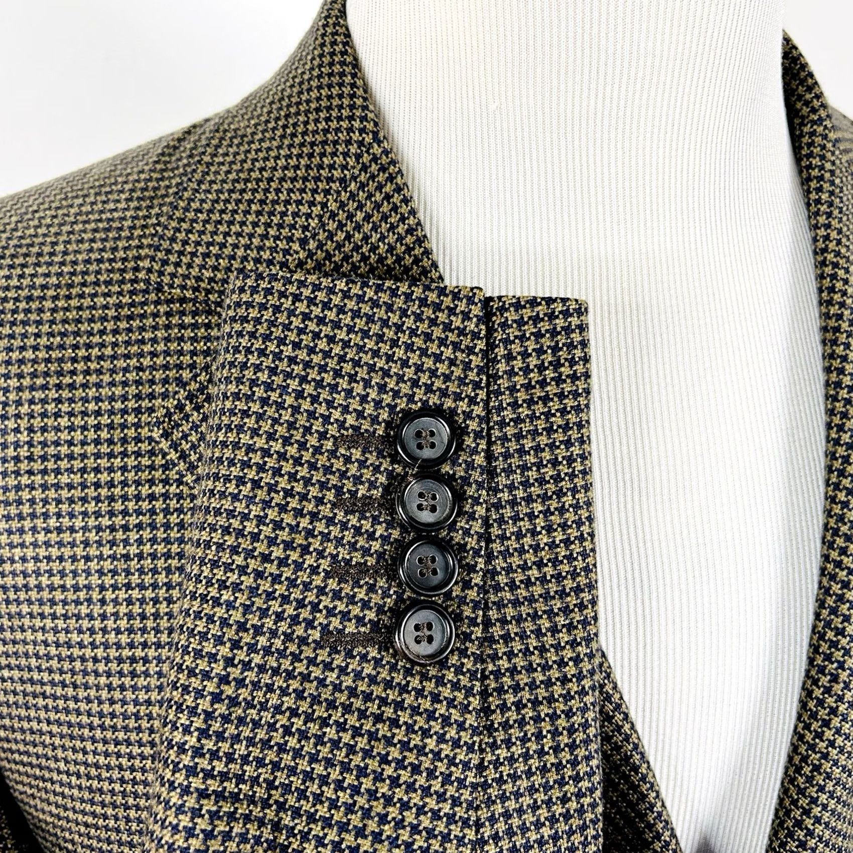 Canali Canali Sport Coat Gold Houndstooth Silk Cashmere Three Button Jacket Men 42 Regular Notch Lapel Three-Button Three Button Front Size US XS / EU 42 / 0 - 5 Thumbnail