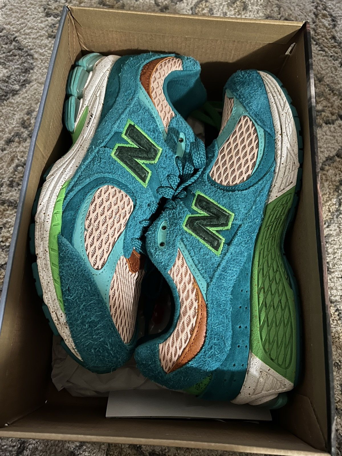 New Balance × Salehe Bembury New balance 2002r salehe bembury water be the guide Size US 9.5 / EU 42-43 - 3 Thumbnail
