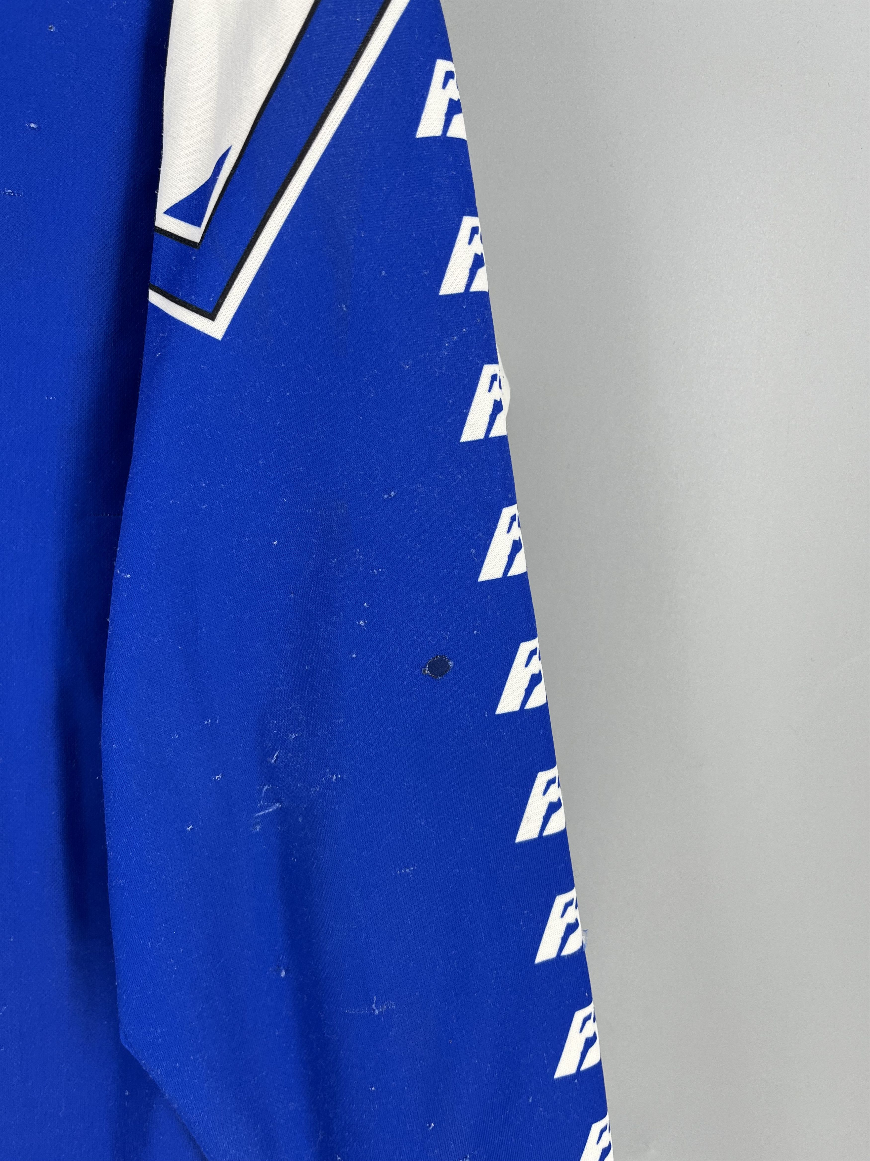 Vintage 90s Schalke 04 Masita XL Long Sleeve Fan Shirt Patched Size US XL / EU 56 / 4 - 16 Thumbnail