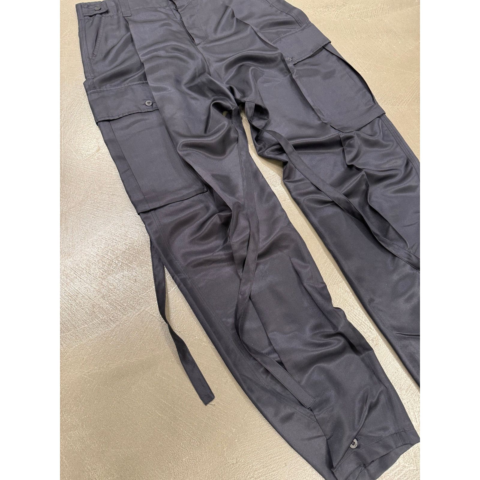 Gucci S/S 2001 Gucci by Tom Ford silk bondage cargo pants Size 32" / US 10 / IT 46 - 4 Thumbnail