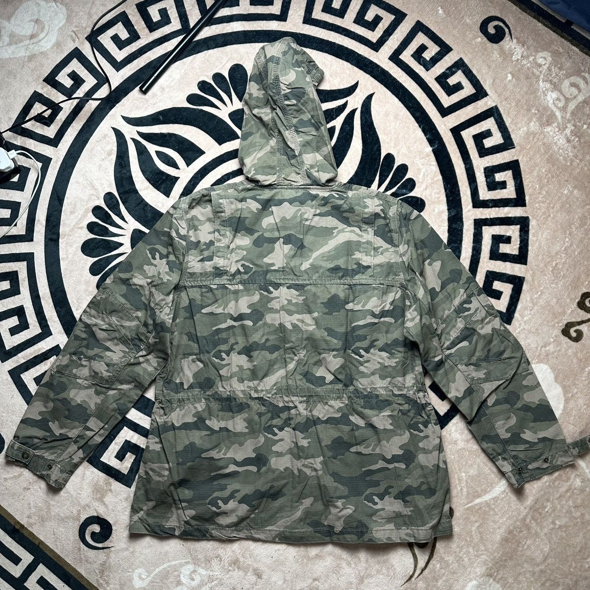 Carhartt Vintage Camouflage Carhartt Hooded Jacket Size US XL / EU 56 / 4 - 8 Thumbnail