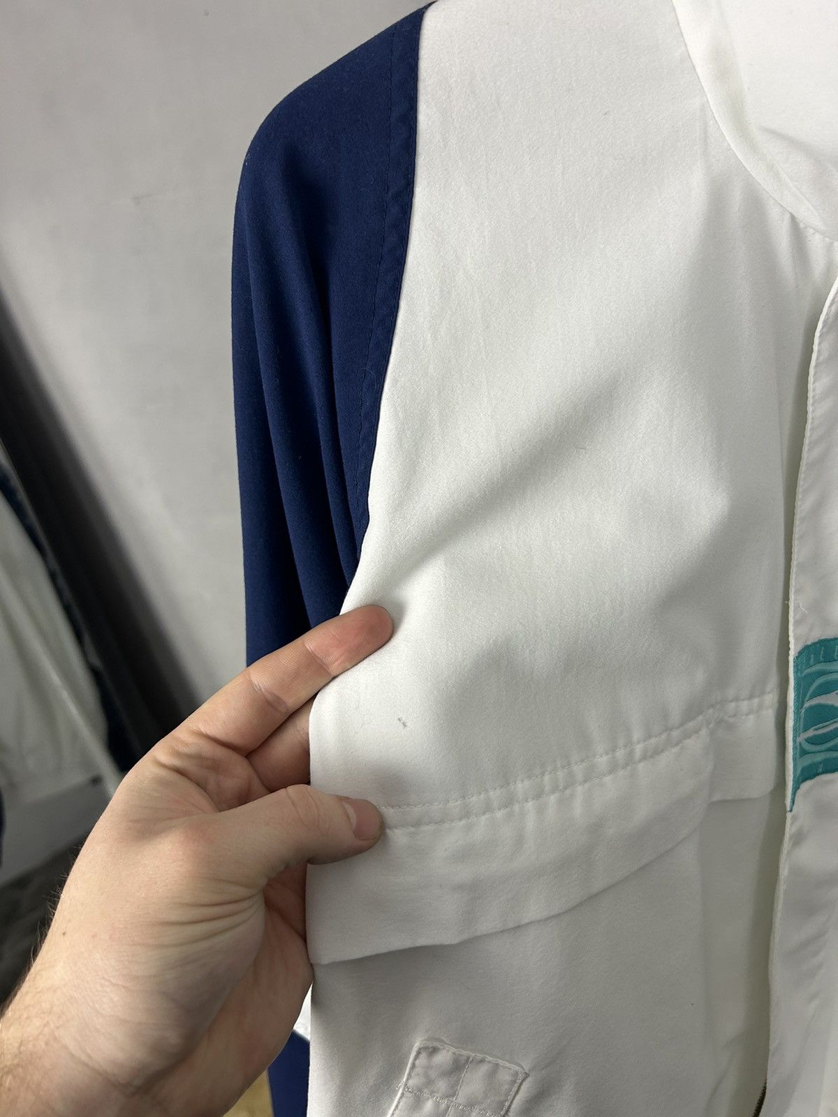 Vintage Vintage Nike 90s Challenge Court White Jacket Size US L / EU 52-54 / 3 - 6 Thumbnail
