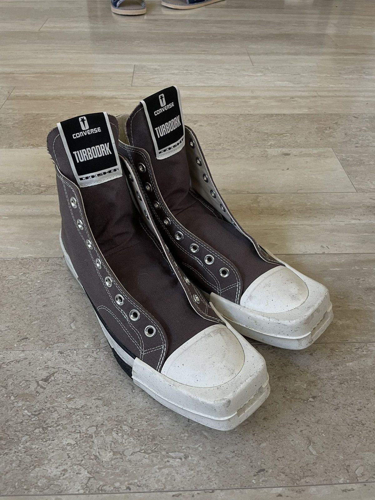Converse lethal weapon clearance