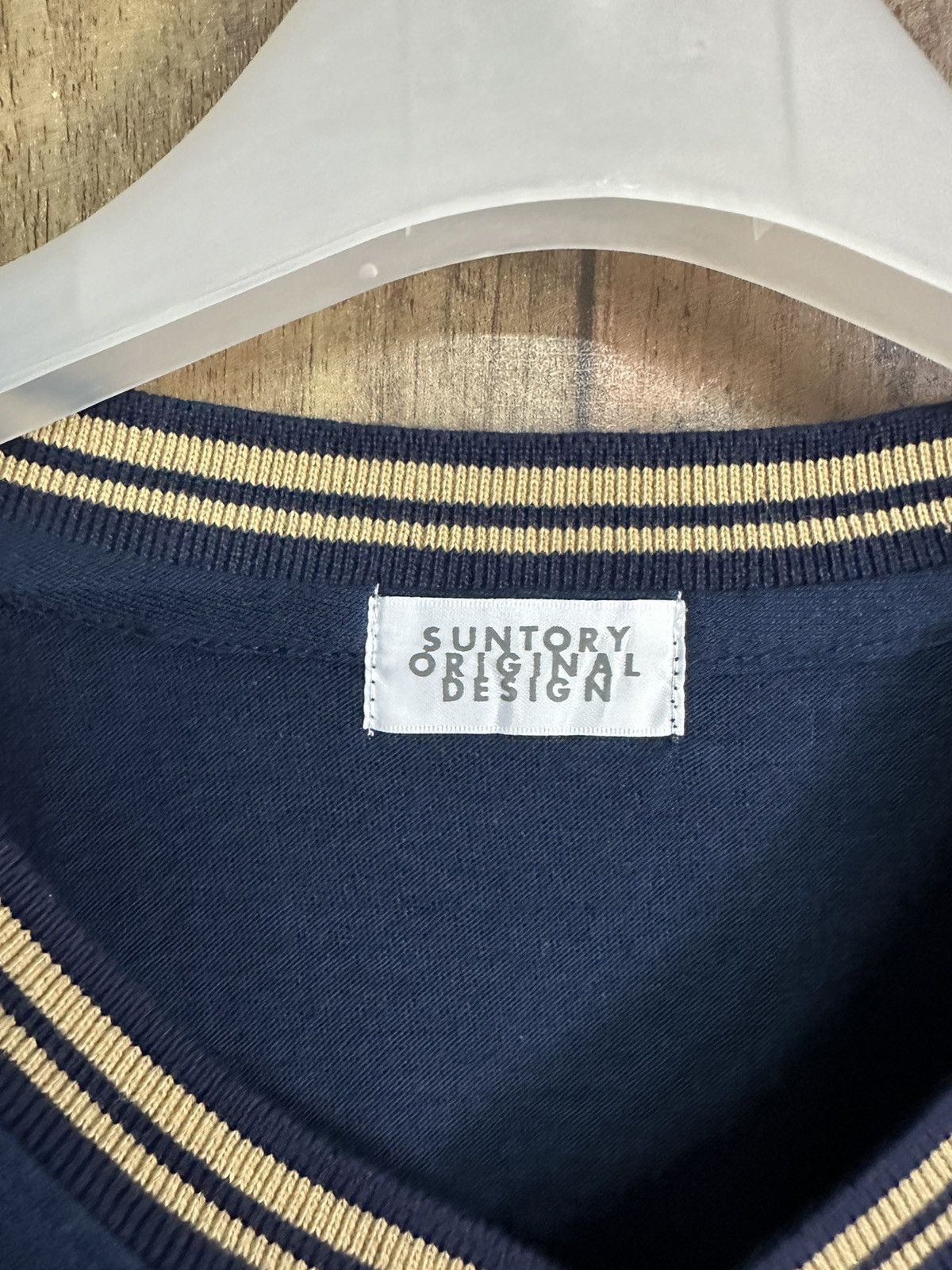 Vintage Vintage Suntory Coffee Boss Limited Vneck Shirt A397 Size US M / EU 48-50 / 2 - 6 Thumbnail