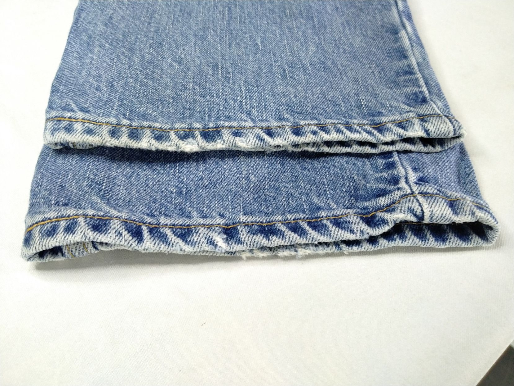 Levi's Blue Wash Vintage Levi's 550 Jeans 36x29.5 Denim -JN848 Size US 36 / EU 52 - 8 Thumbnail