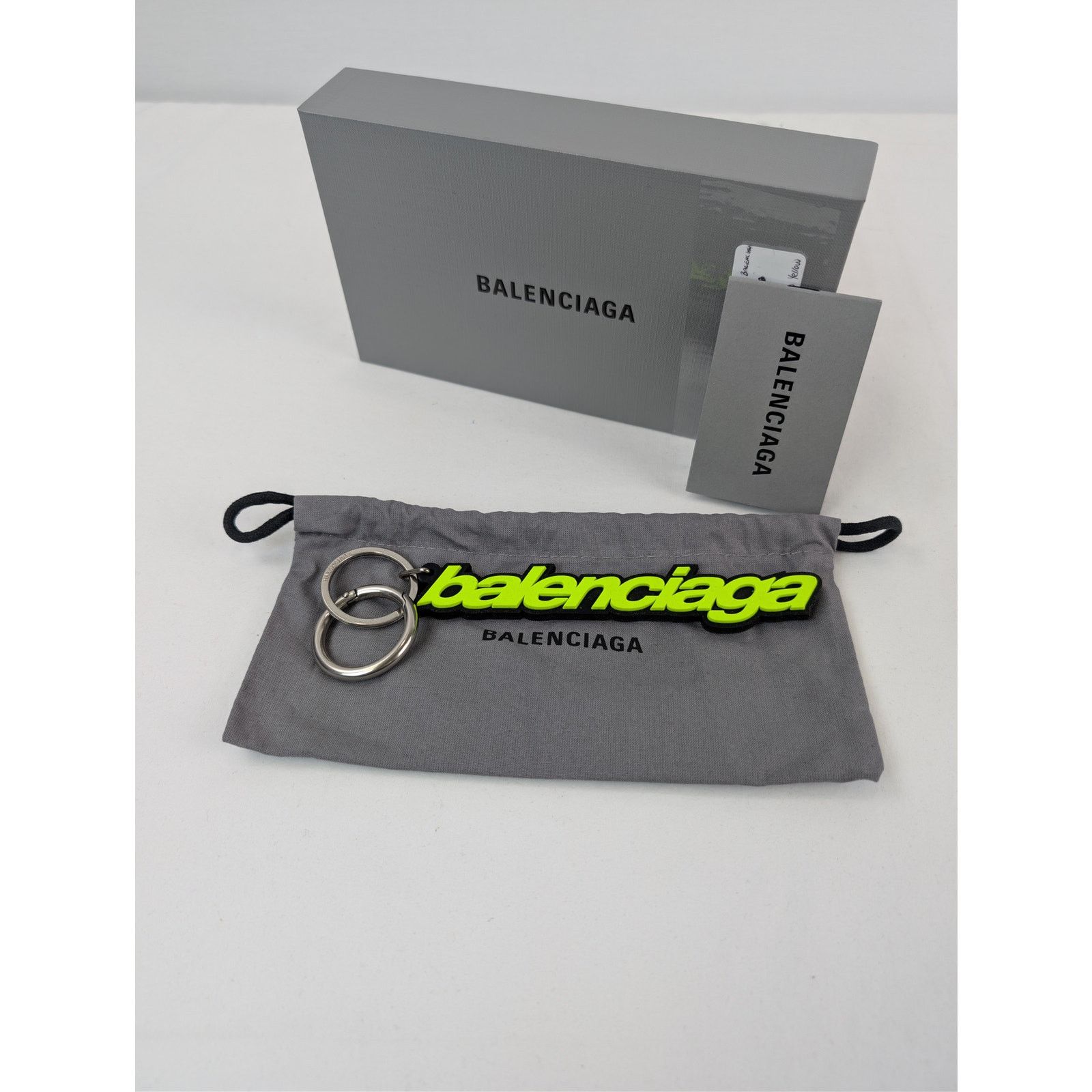 Balenciaga o1rshd1 Q:2 / Size: OS / Balenciaga Logo Rubber Keyrings Size ONE SIZE - 10 Thumbnail