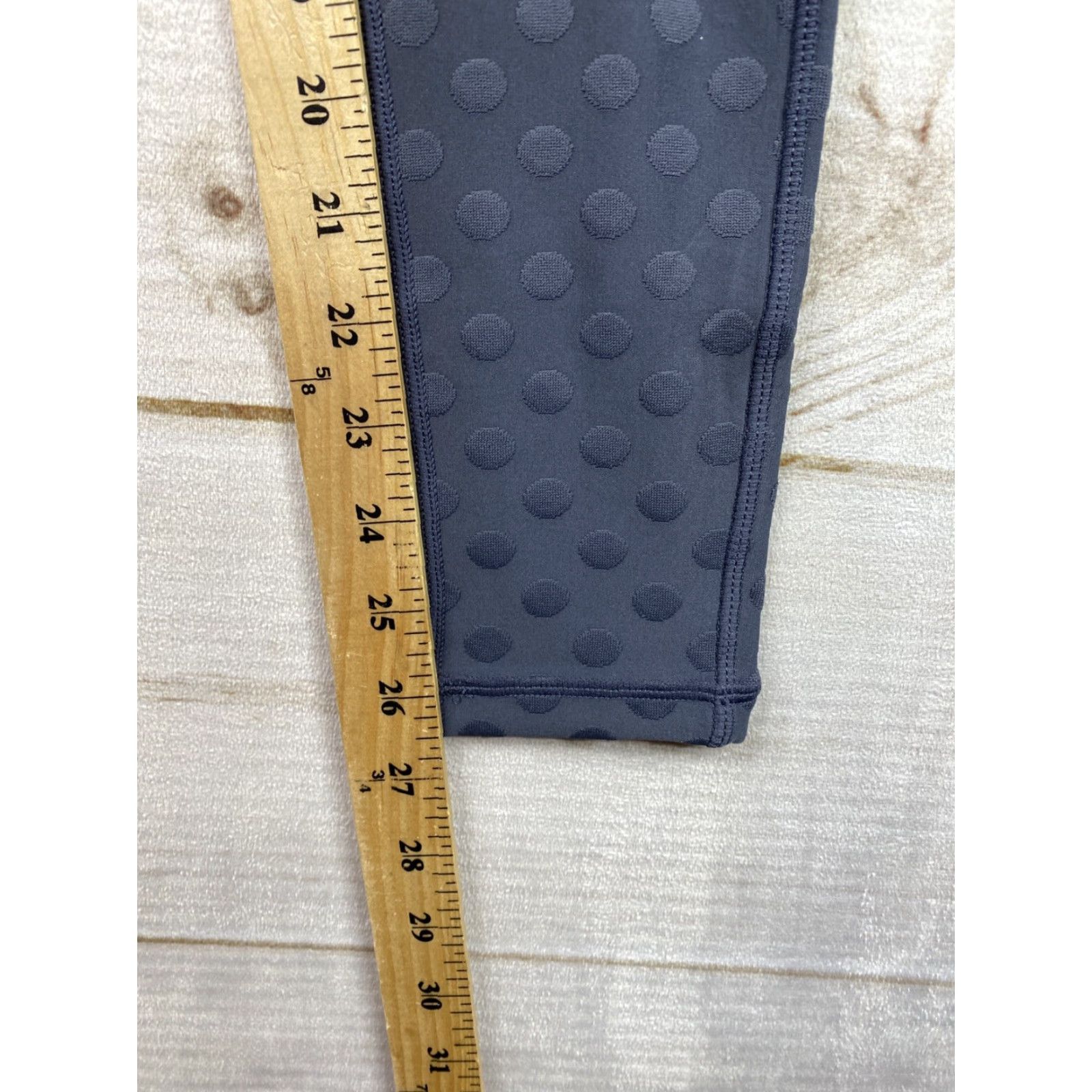 Vintage VINTAGE Mono B Leggings None Women S Gray Polka Dots High Waisted Yoga Running Stretch NWT Size 28" / US 6 / IT 42 - 6 Thumbnail