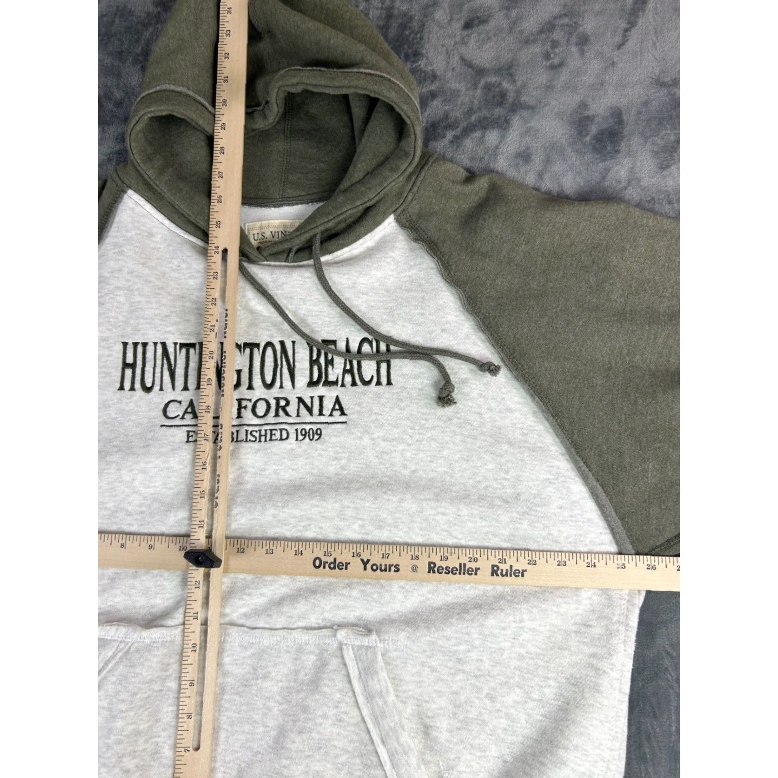 Vintage VINTAGE U.S. Vintage Huntington Beach California Hoodie Raglan Pullover Medium Two Tone Mens Hooded Pockets White 80s 90s Beach Size US M / EU 48-50 / 2 - 4 Thumbnail
