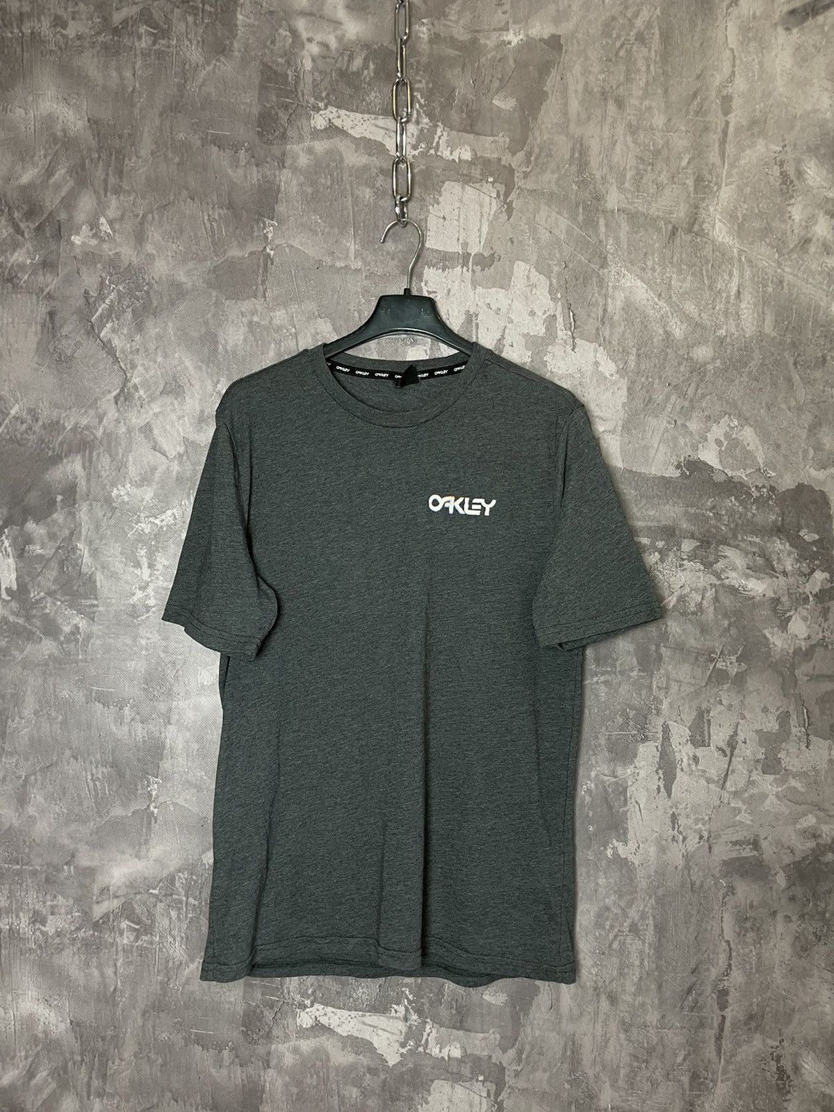 Oakley × Vintage Vintage y2k Oakley Goggles logo t-shirt tee gorpcore 90s Size US S / EU 44-46 / 1 - 7 Thumbnail