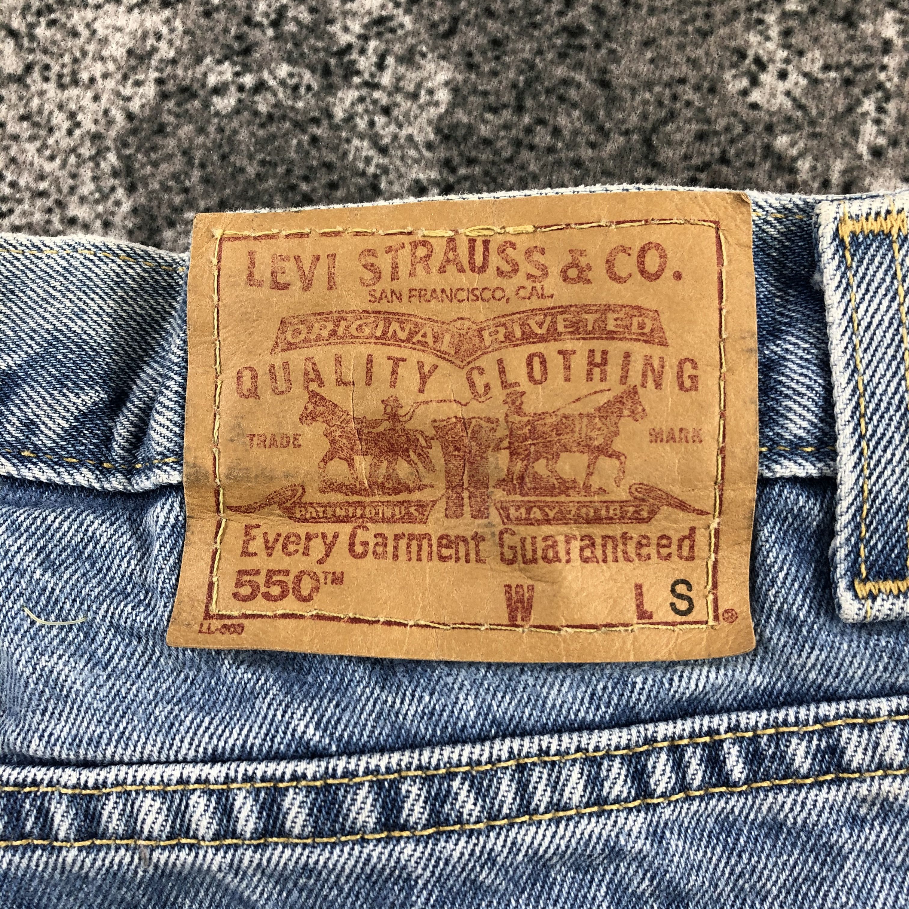 Levi's Vintage Levis 550 Jeans Relaxed Fit Denim KJ1083 Size US 31 - 5 Thumbnail