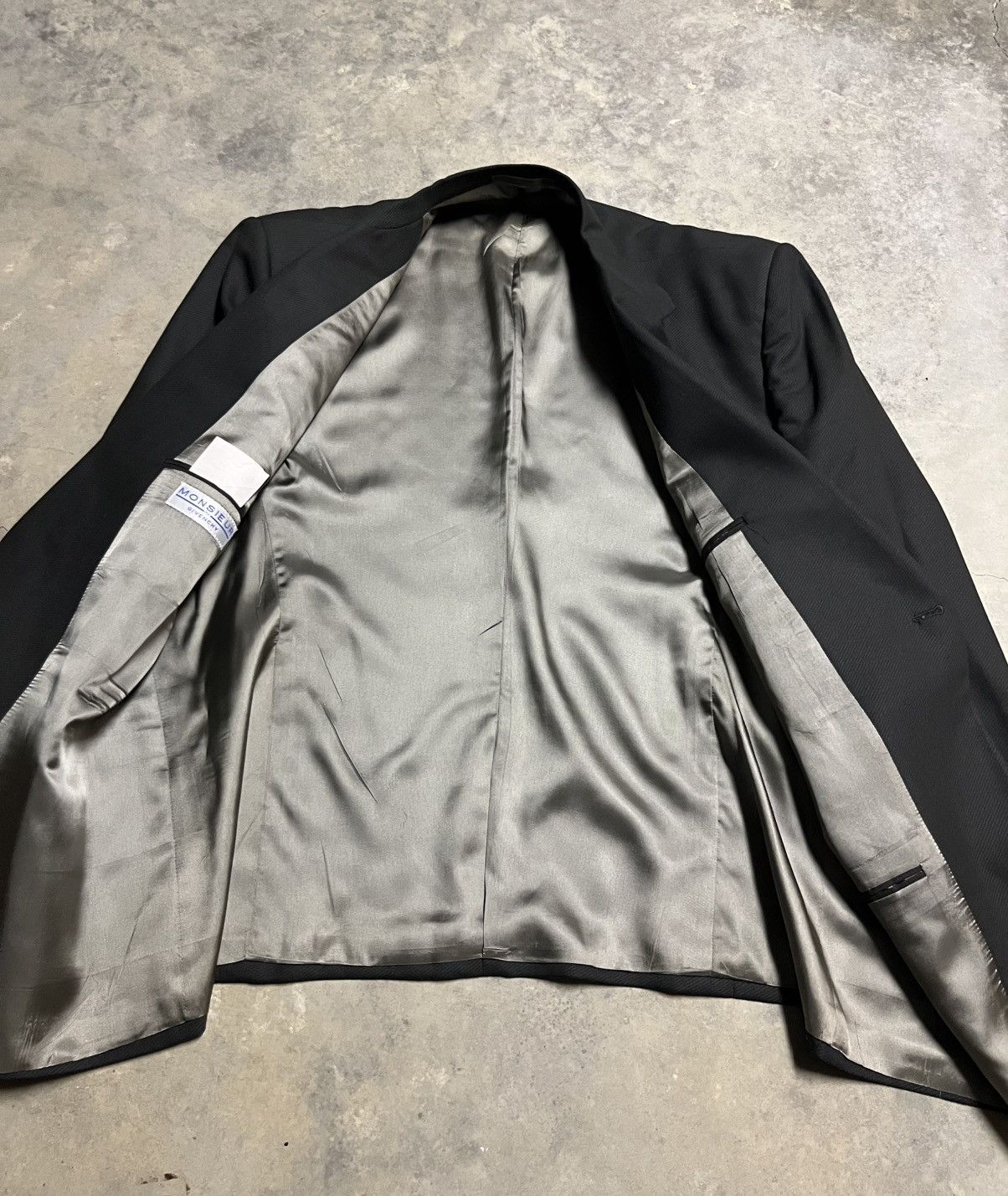 Givenchy Givenchy Monsieur Men's Suit 56 Regular Grey great condition Size 54R - 5 Thumbnail