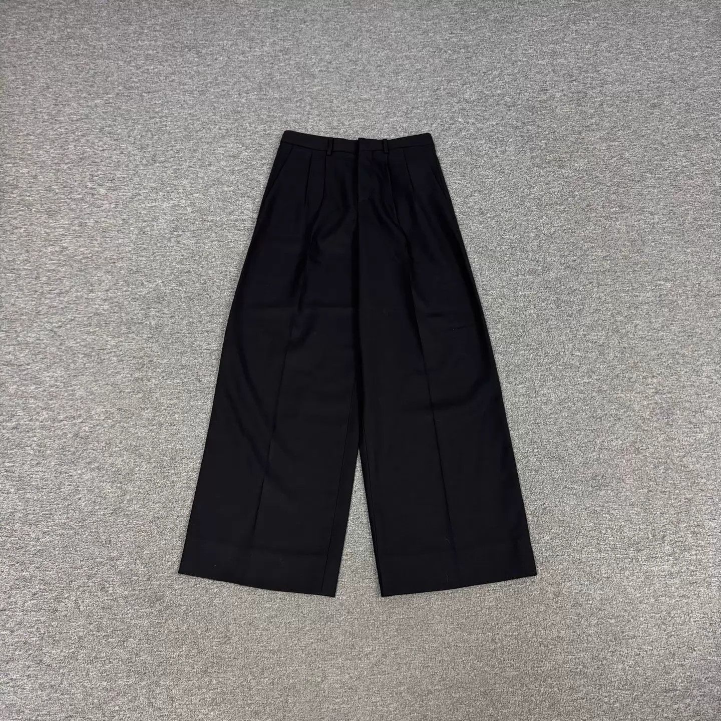 Celine Celine Black Pleated Wide-Leg Wool Trousers Size 34 99 New Size 24" / US 00 / IT 34 - 1 Thumbnail