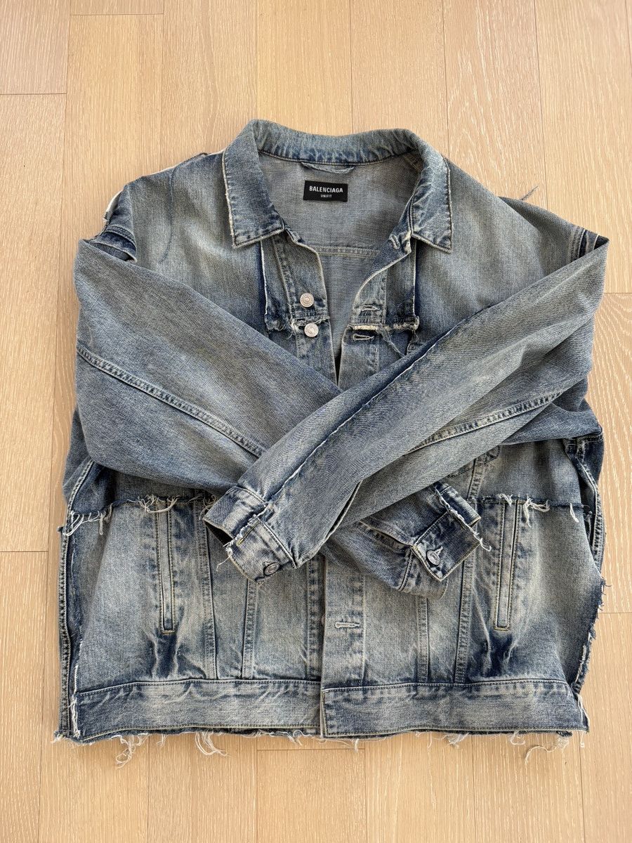 Balenciaga Balenciaga Deconstructed Cropped Denim Jacket Size US L / EU 52-54 / 3 - 1 Thumbnail