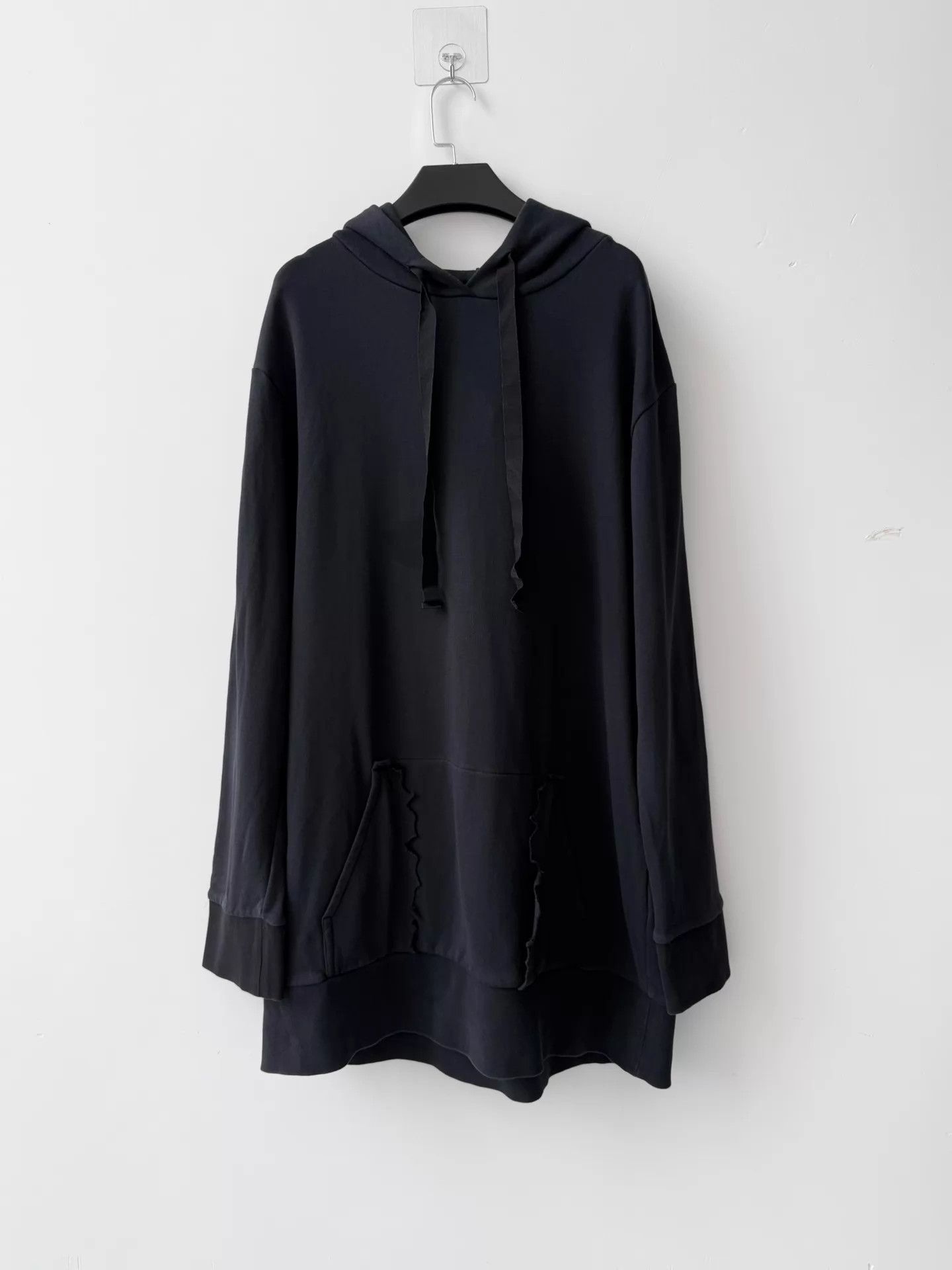 MM6 MM6 F/W16 Destroyed Pocket Hoodie Black M Size M / US 6-8 / IT 42-44 - 1 Thumbnail