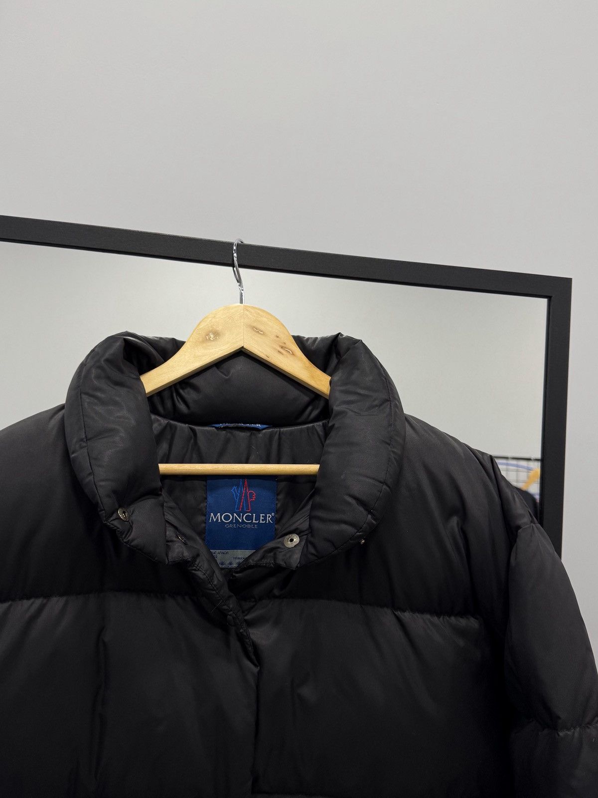 Moncler Moncler vintage down jacket 80’s size 3 L Size US L / EU 52-54 / 3 - 3 Thumbnail
