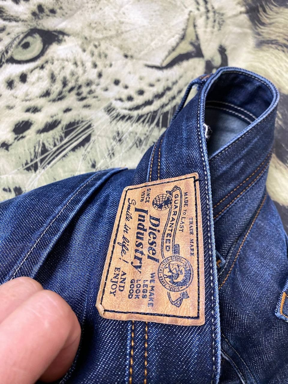 Diesel DIESEL🔥THRASHED DISTRESSED DENIM SWEATPANTS Size US 34 / EU 50 - 6 Thumbnail