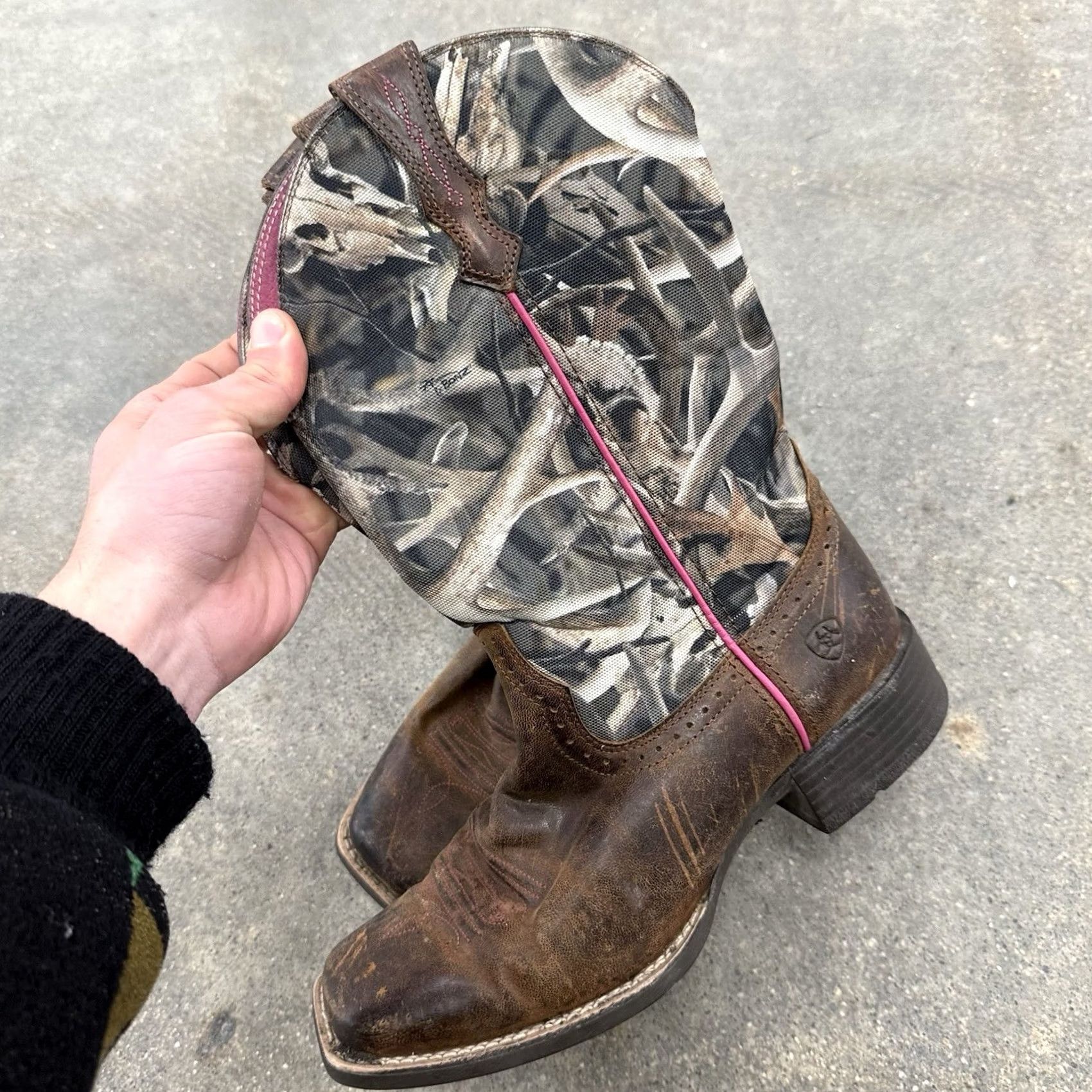 Ariat Ariat Unbridled Western Boots Square Toe Camouflage Pink B Women Sz 7.5 Size US 5 / IT 35 - 7 Thumbnail