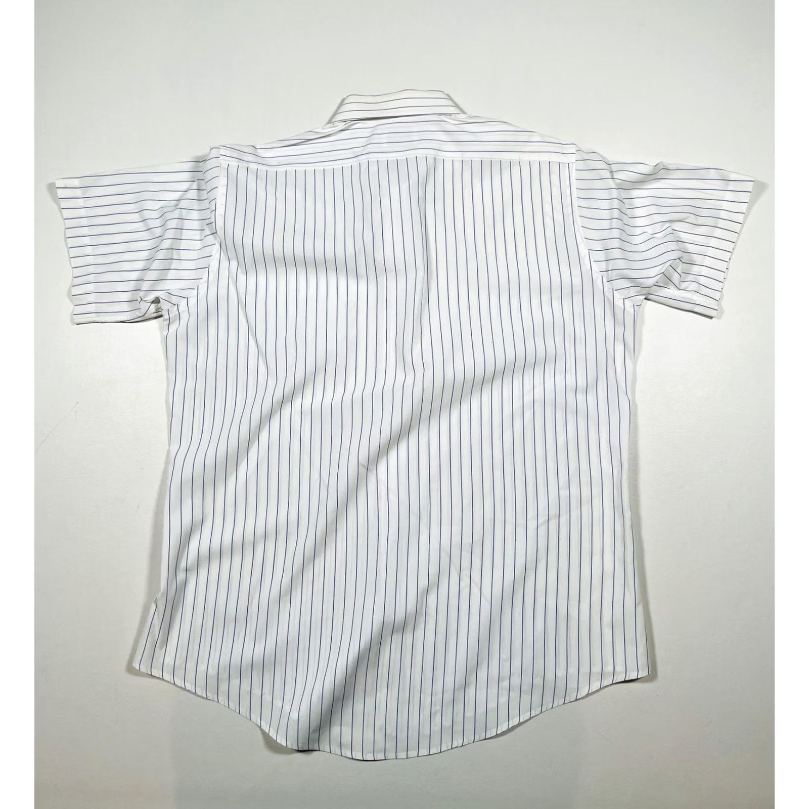 Vintage Hathaway Shirt Mens White Blue Stripe Short Sleeve English Poplin Made USA L Size US L / EU 52-54 / 3 - 2 Thumbnail