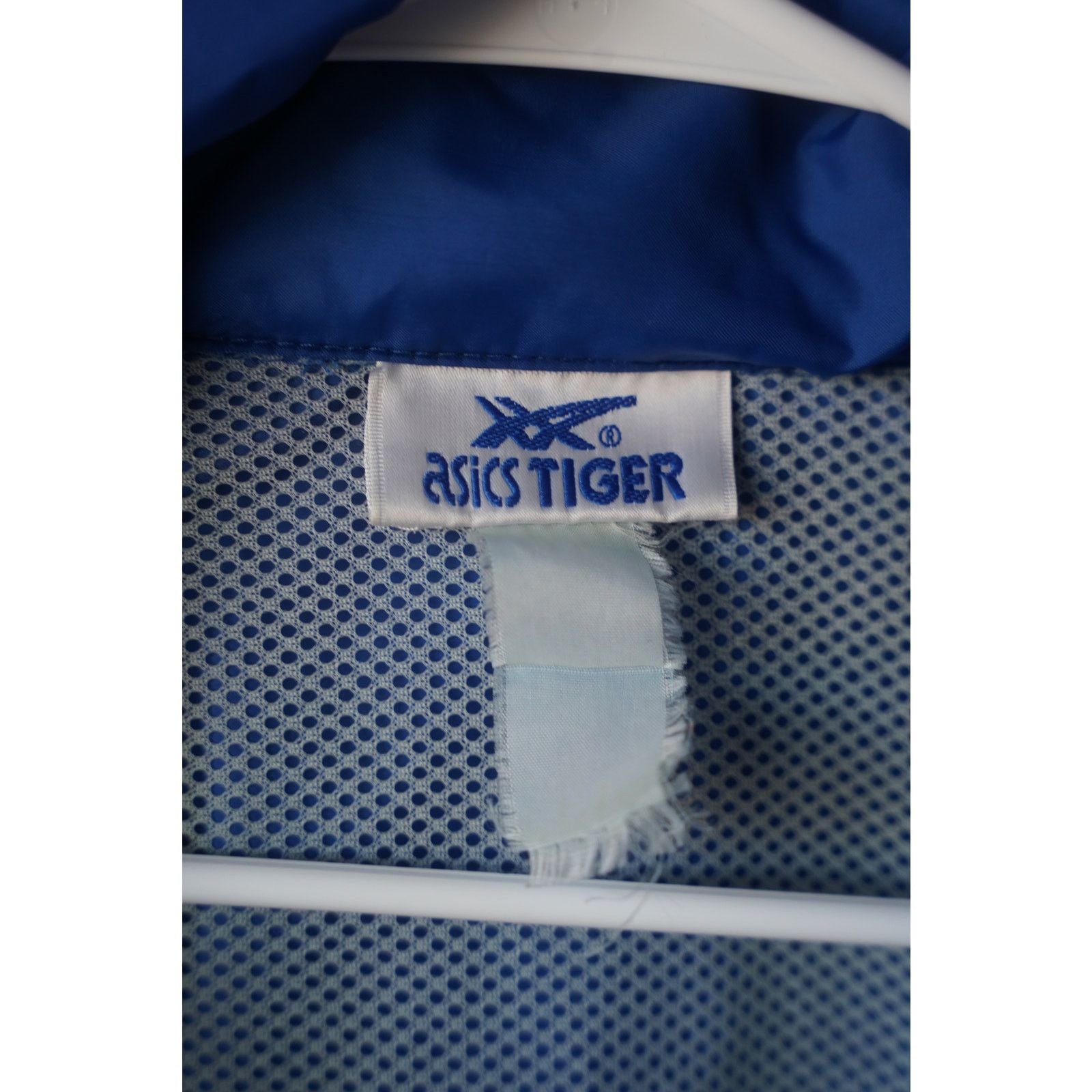 Onitsuka Tiger Asics Tiger hooded Track jacket Blue and Gold Size US L / EU 52-54 / 3 - 2 Thumbnail