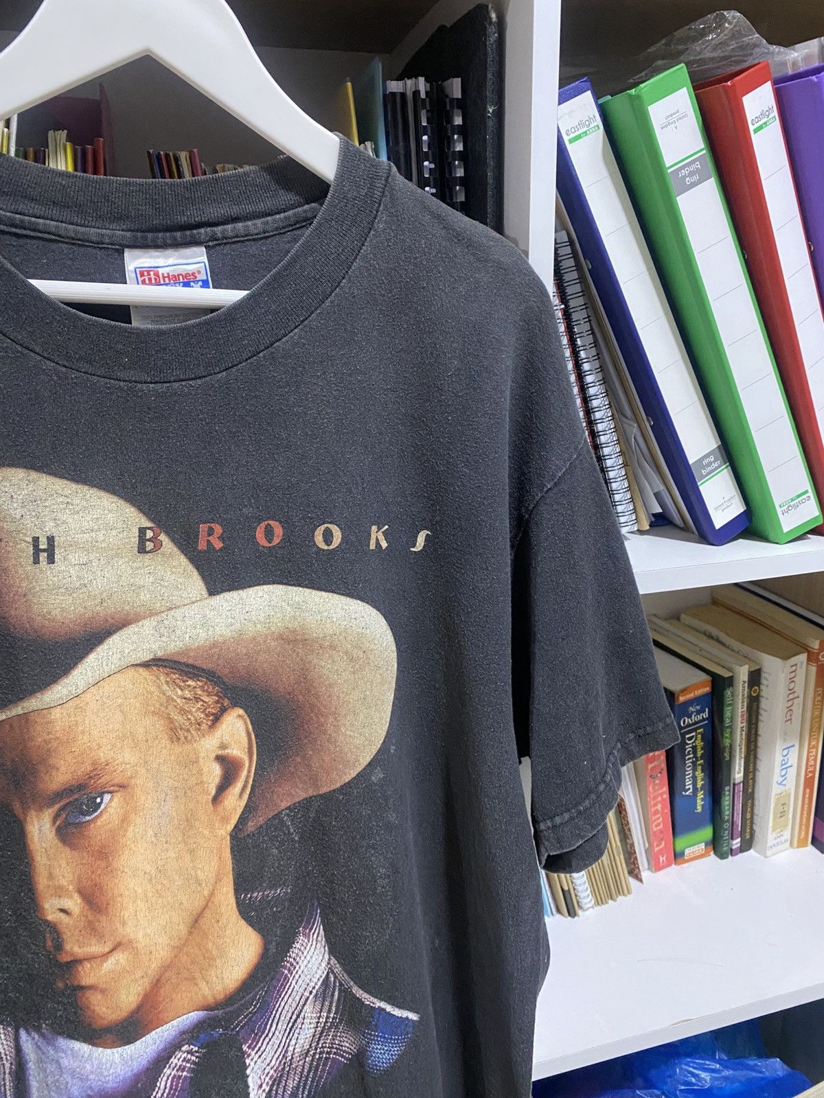 Vintage Vintage 1998 Black Garth Brooks Fresh Horses Tour t-shirt. Size US L / EU 52-54 / 3 - 3 Thumbnail