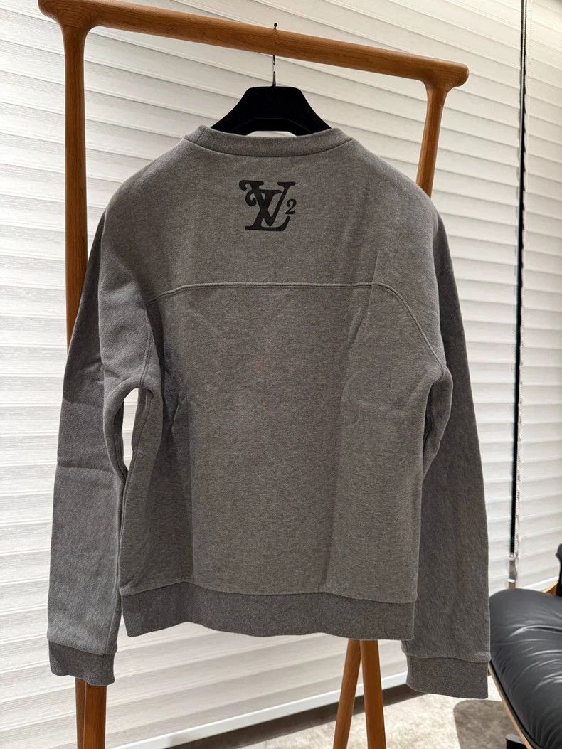Louis Vuitton Louis Vuitton grey long sleeves 2501-Nextarrow Size US XS / EU 42 / 0 - 2 Thumbnail
