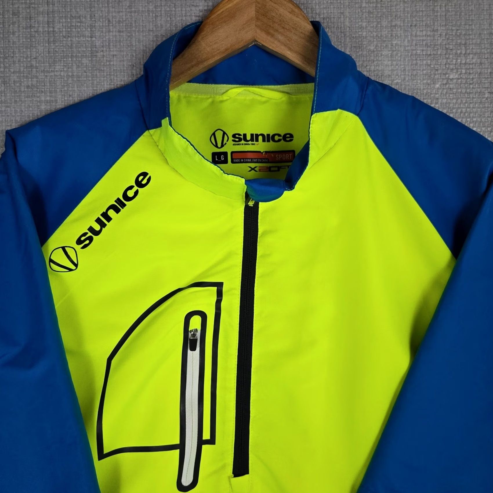 Vintage Sunice X20 Men's 1/2 Zip Short Sleeve Windbreaker Jacket Golf Pullover Large Yellow Merchants/Indoor Styles Size US L / EU 52-54 / 3 - 3 Thumbnail