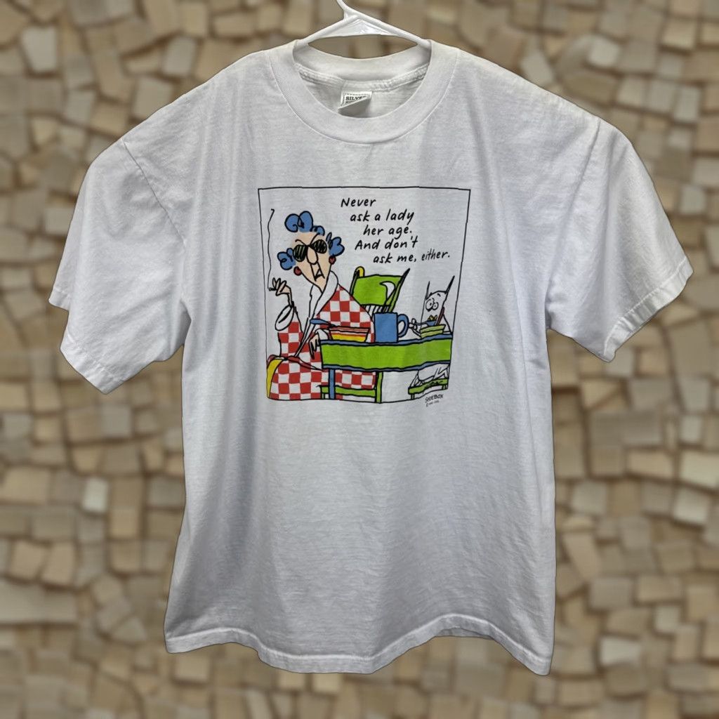 Vintage VINTAGE shoebox T-Shirt Men XL White 90s Funny Art Graphic Print Crew Neck Short Sleeve Logo Easy Care Machine Washable Size US XL / EU 56 / 4 - 1 Thumbnail