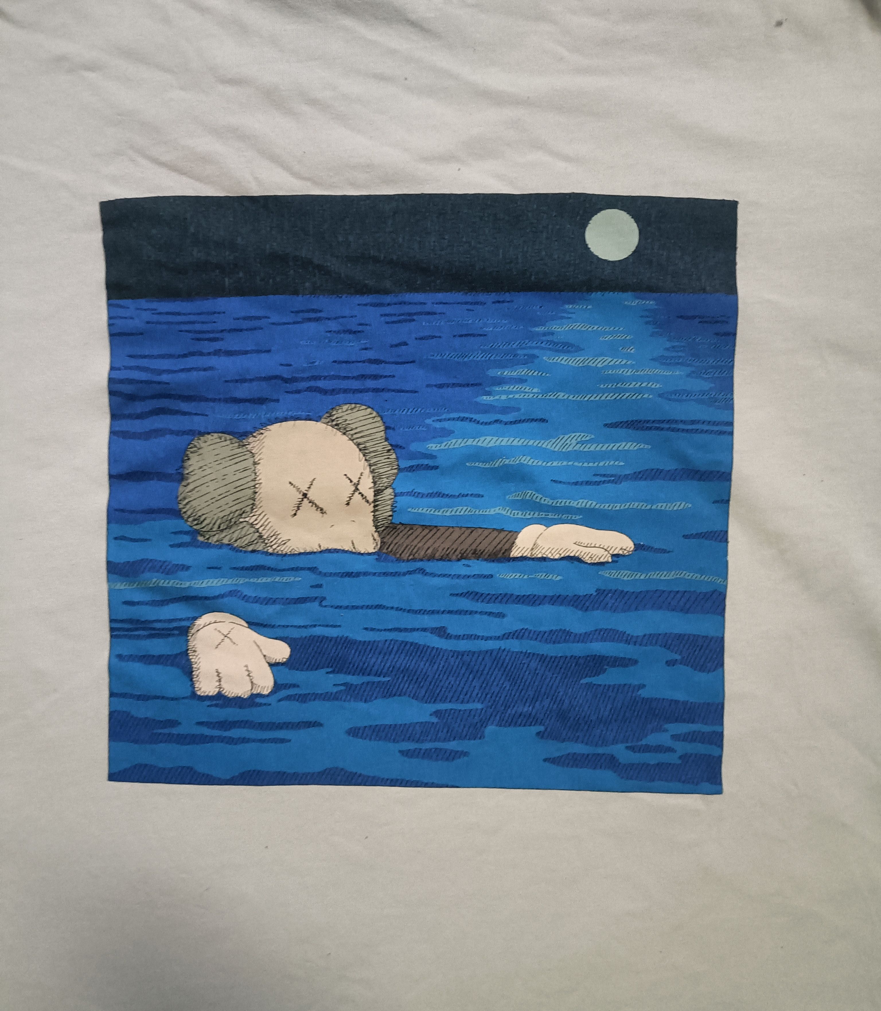 Kaws × Uniqlo Kaws x Uniqlo Drowning Tees Size US XL / EU 56 / 4 - 4 Thumbnail